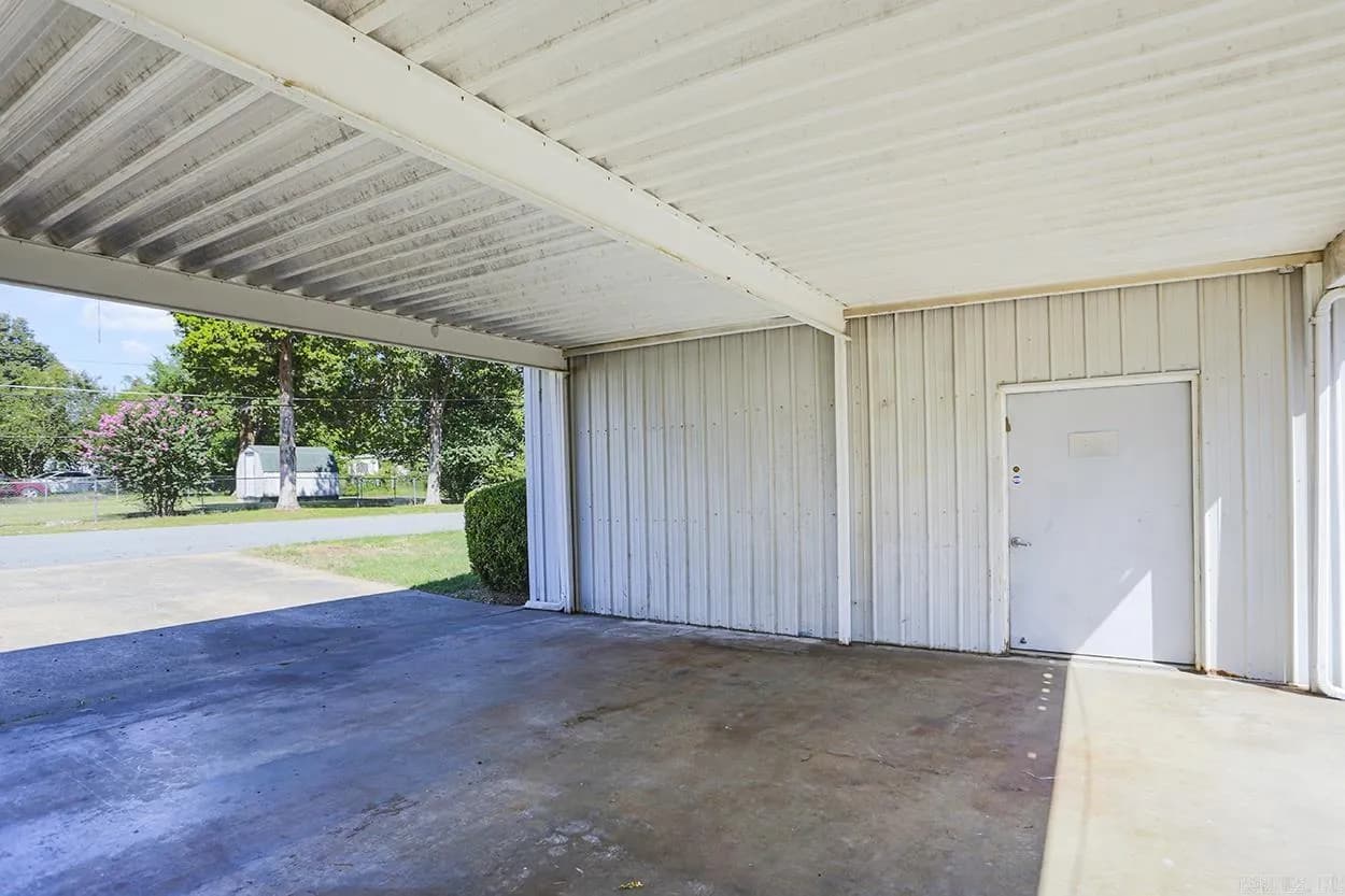 Property at 5424  Maple - Image 43