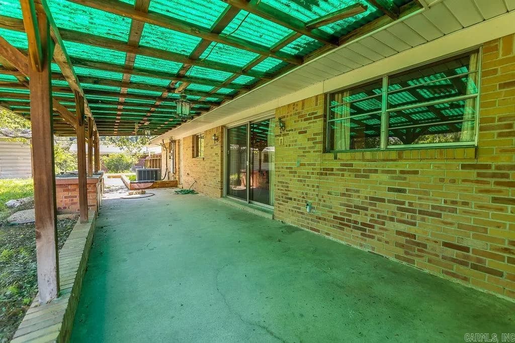 Property at 604  Robin - Image 20