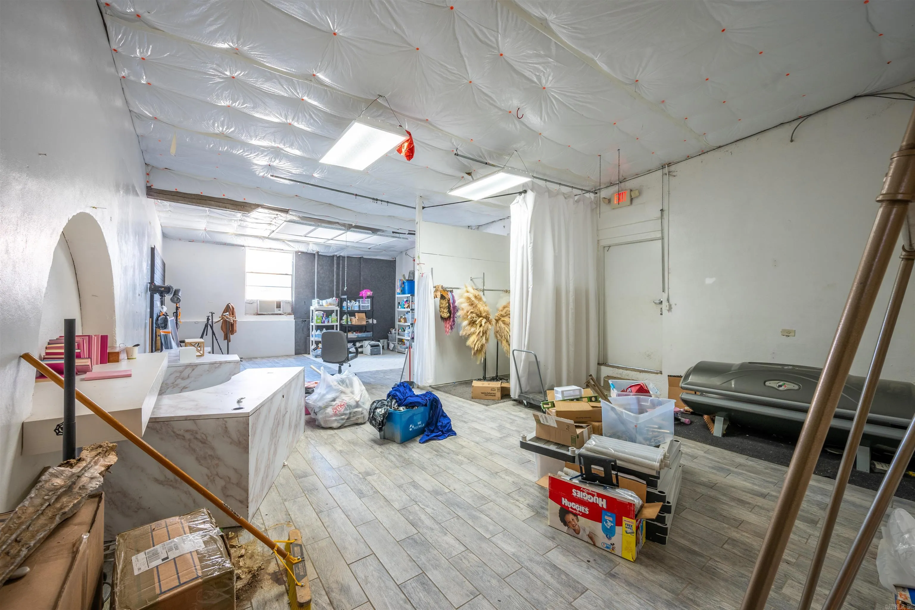 Property at 181 S Central - Image 15