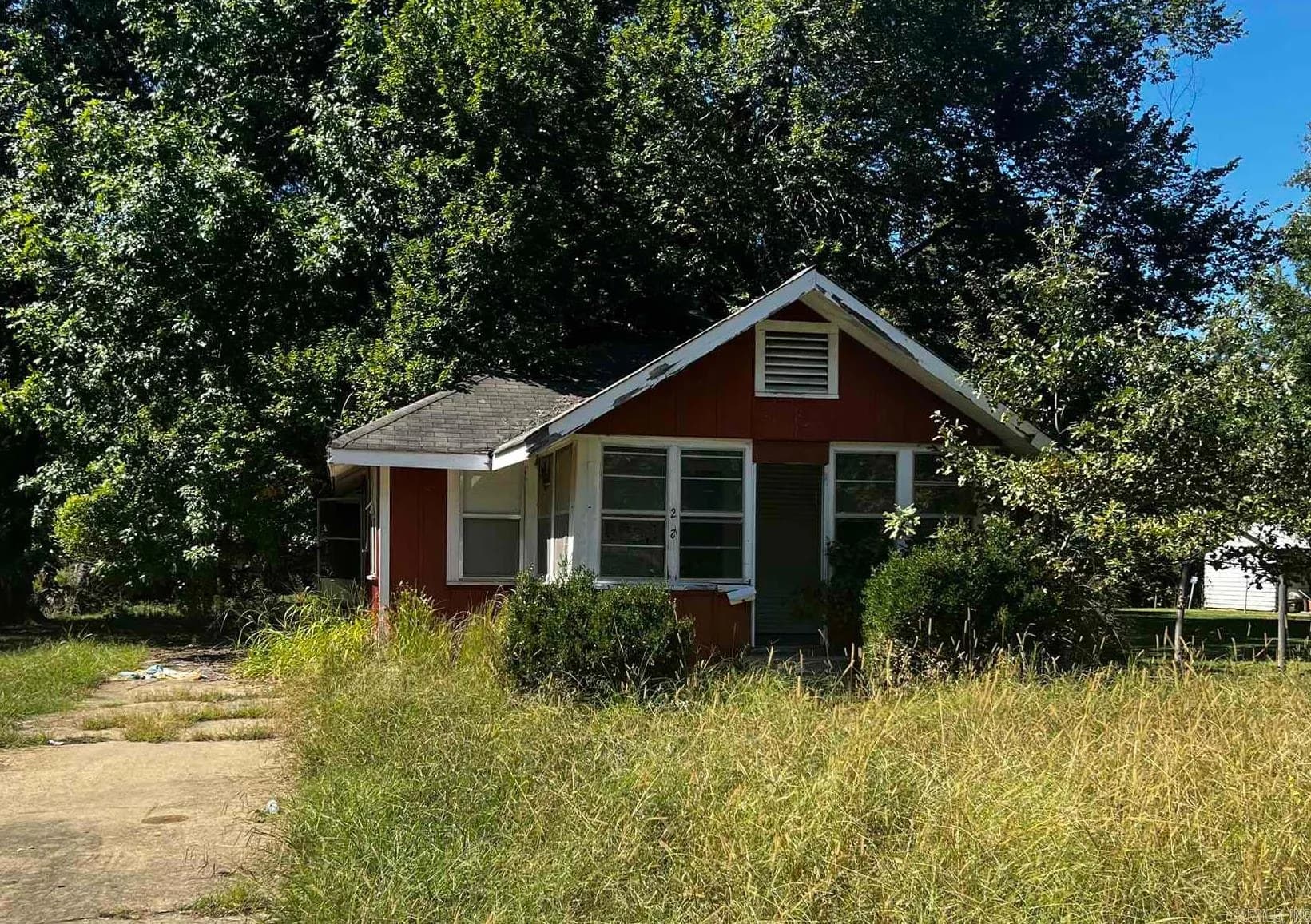 Property at 227 N 6th - Image 1