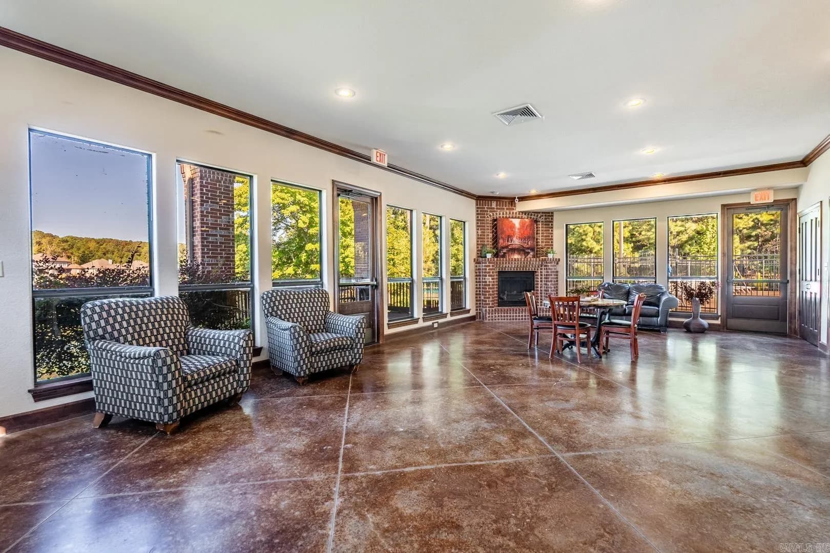 Property at West lake - Image 11