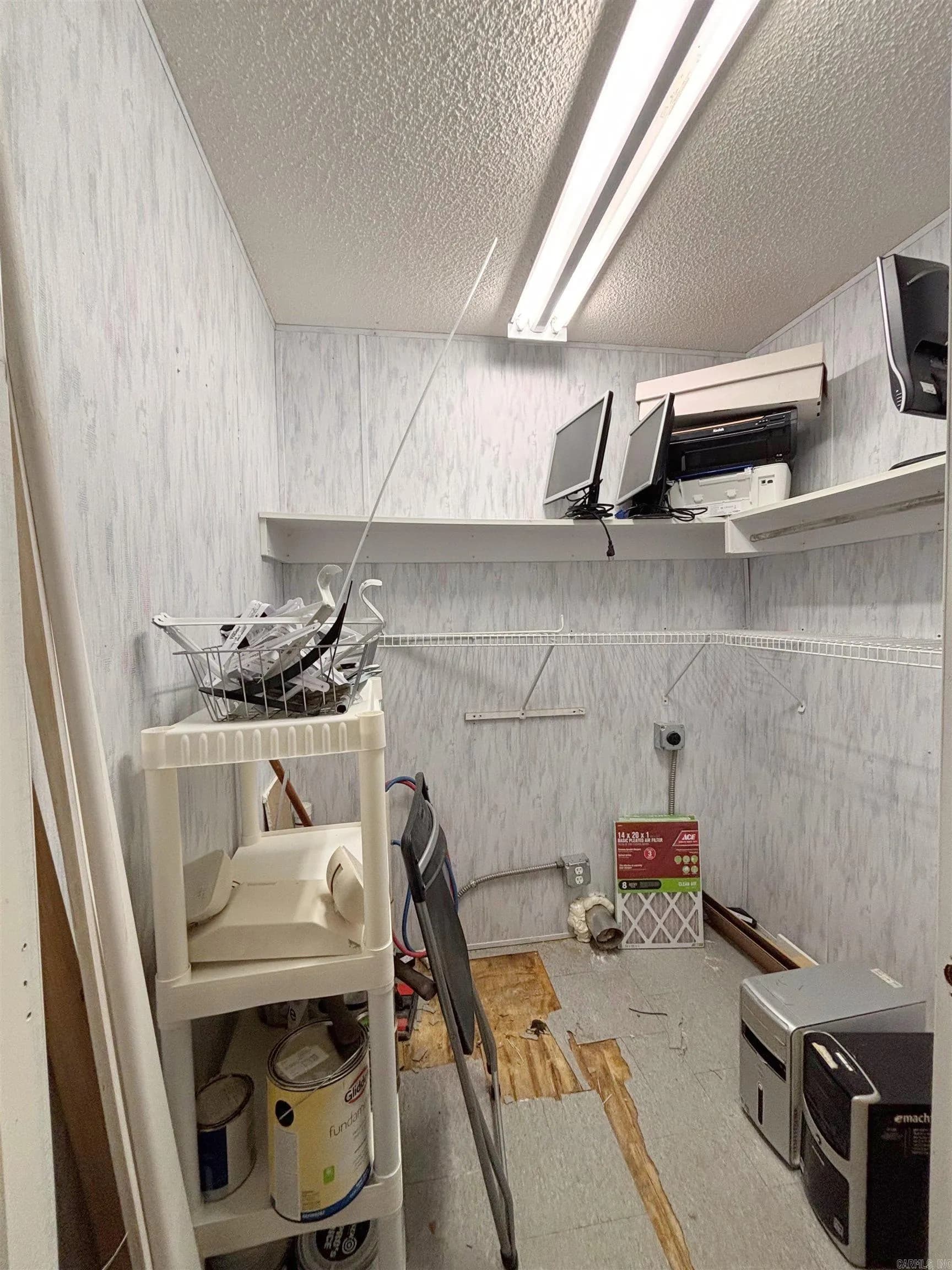 Property at 817 E Hwy 110 - Image 20