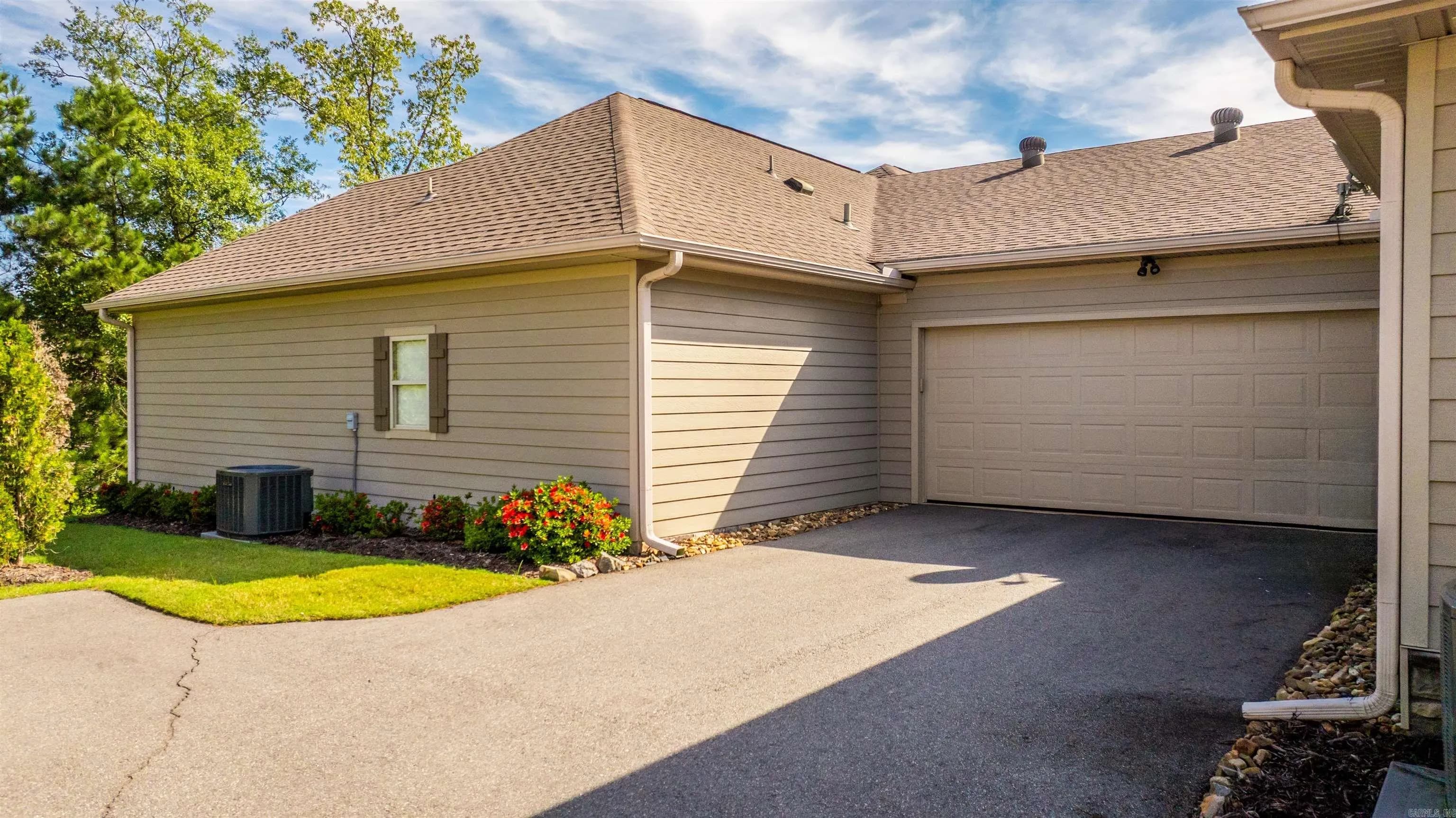 Property at 317  Mountain terrace - Image 33