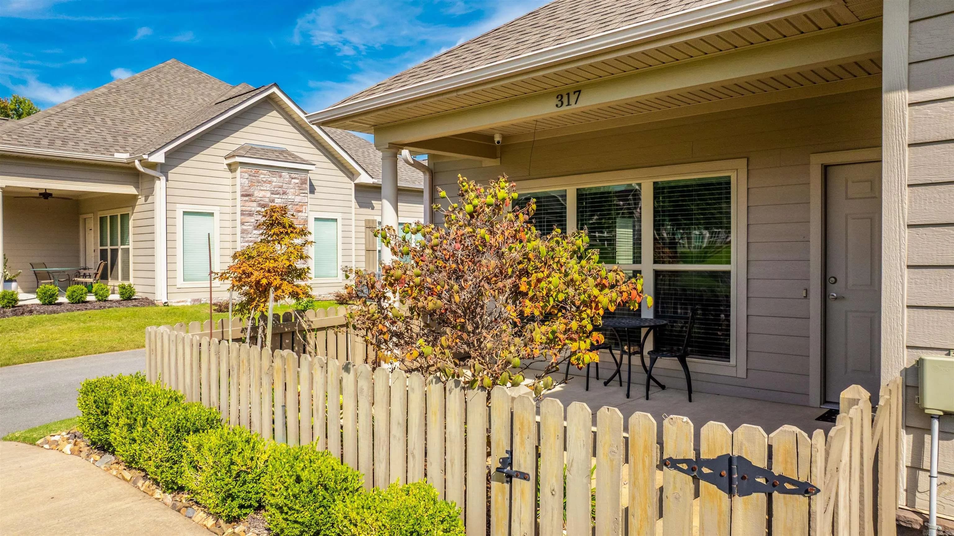 Property at 317  Mountain terrace - Image 5