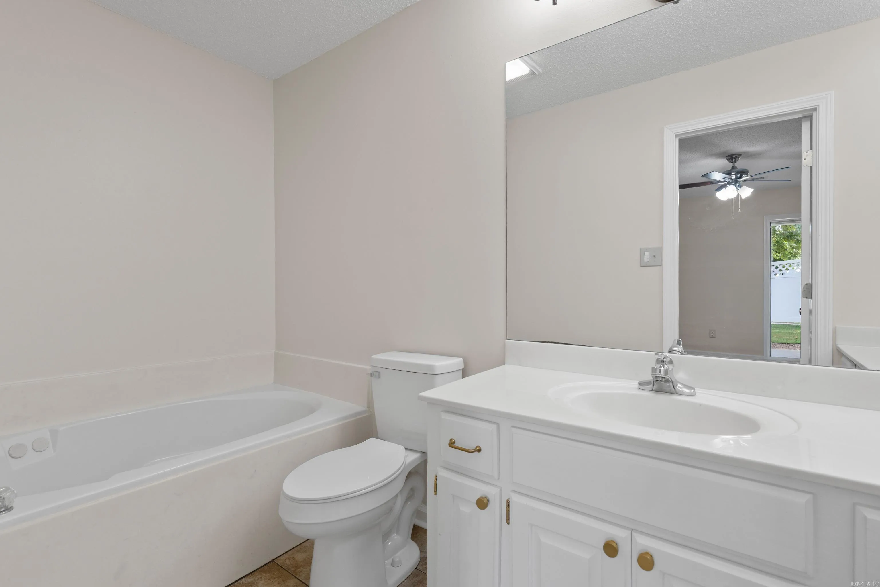 Property at 103  Forest view - Image 23