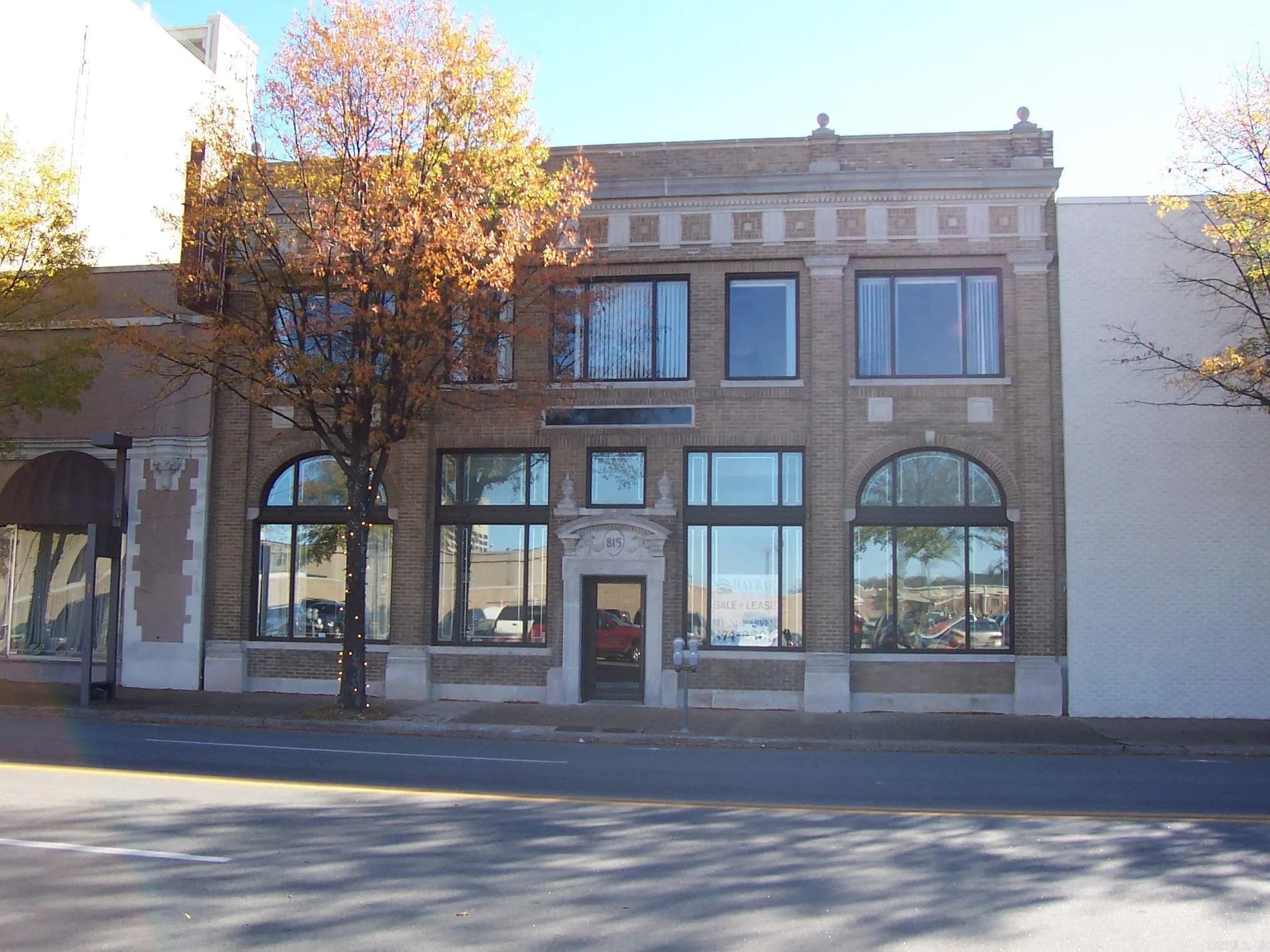 Property at 815  Main - Image 2