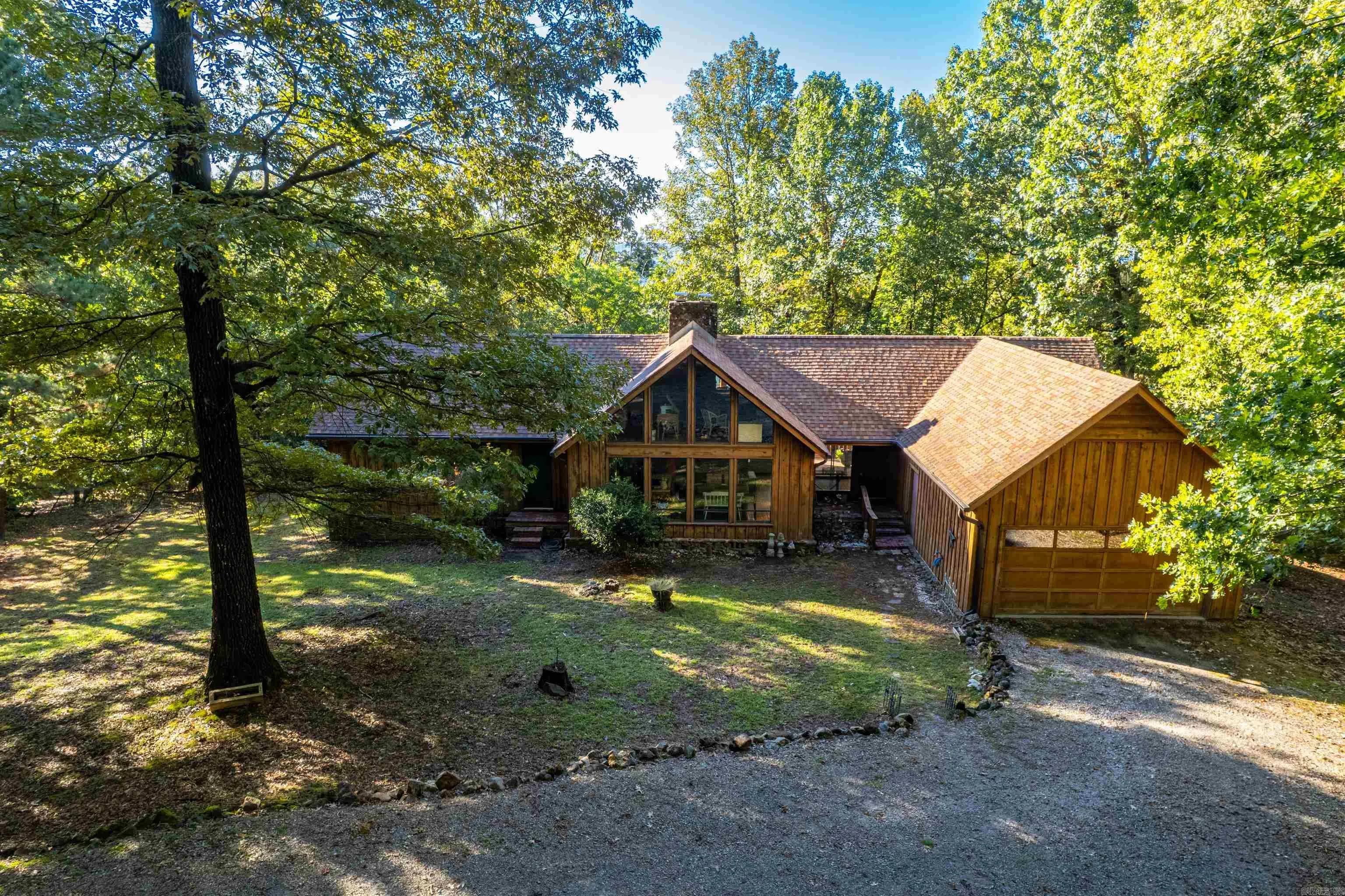 Property at 223  Wunderlich - Image 2