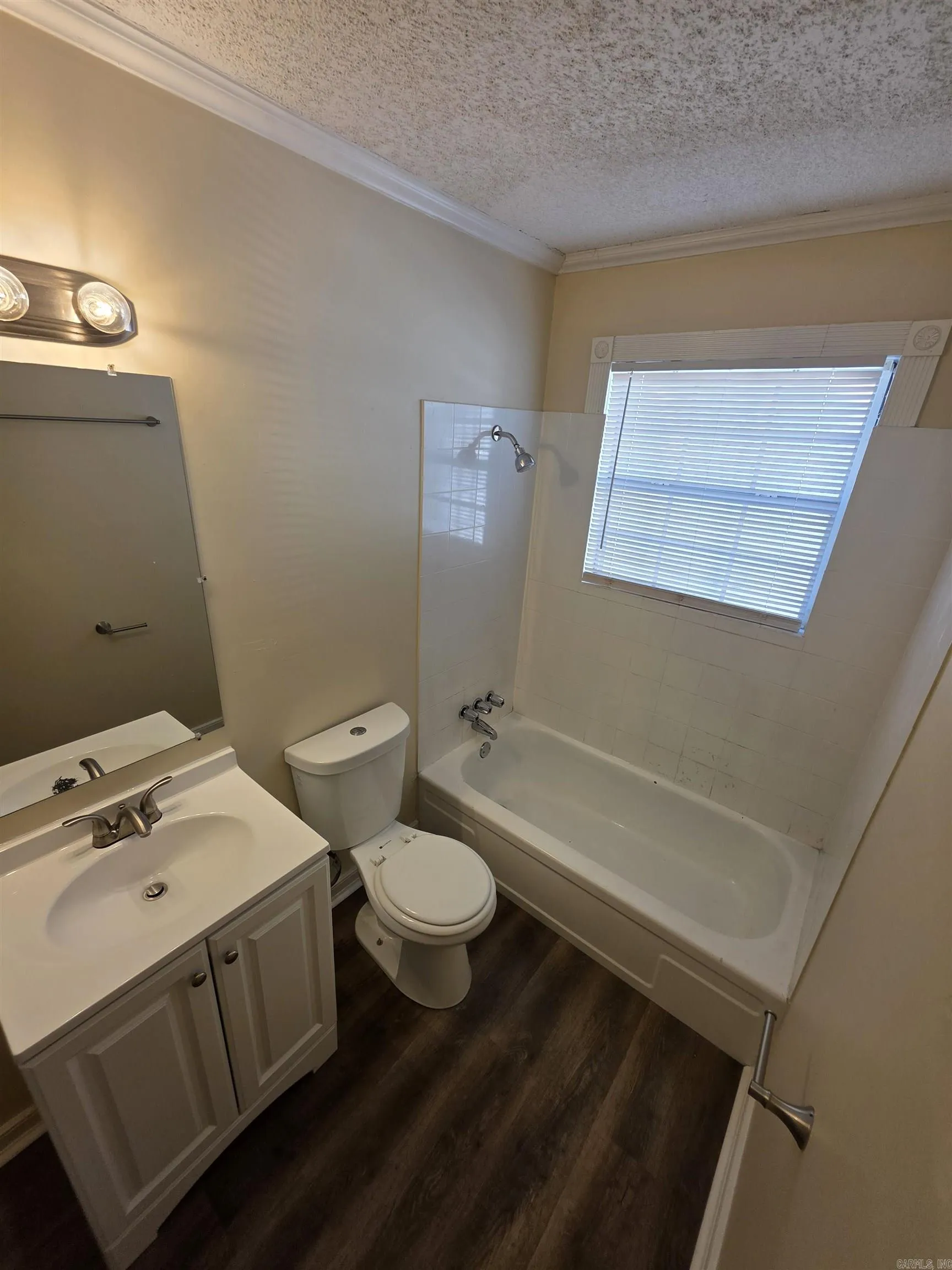 Property at 110  Ann - Image 7