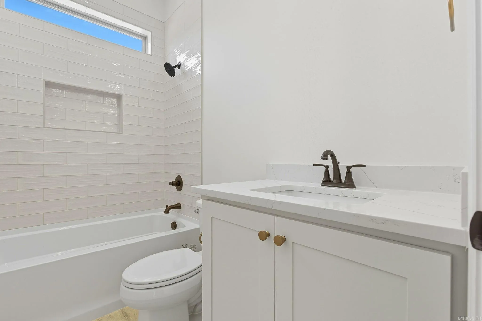Property at 206  Edgewood - Image 30