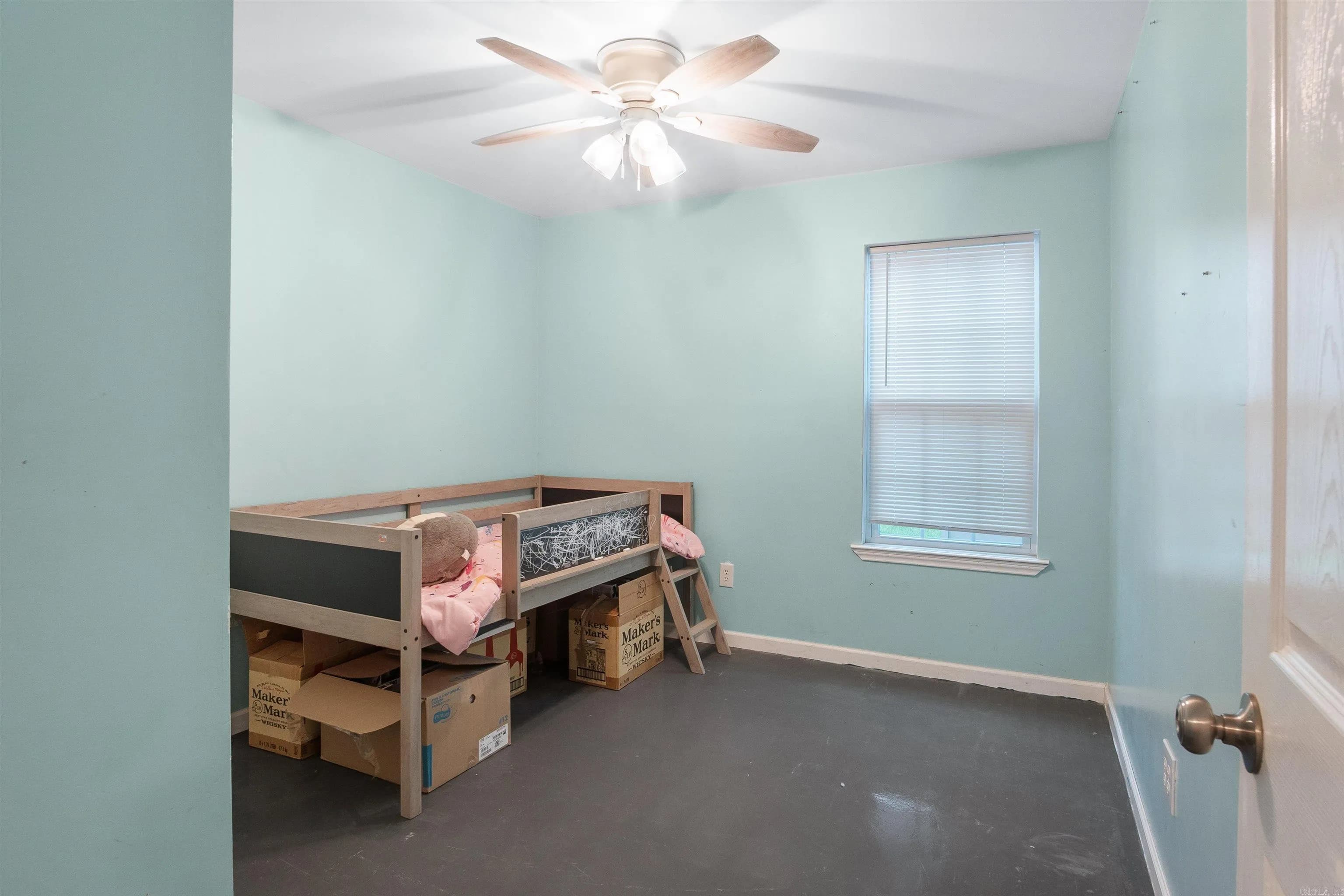 Property at 21  Deer run - Image 22