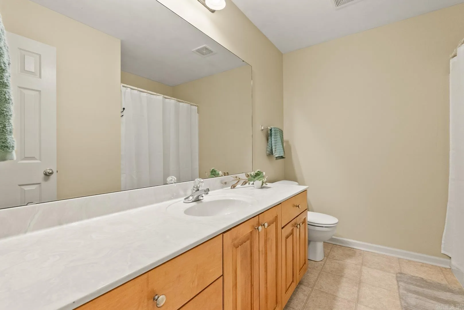 Property at 1023  Red oak - Image 35