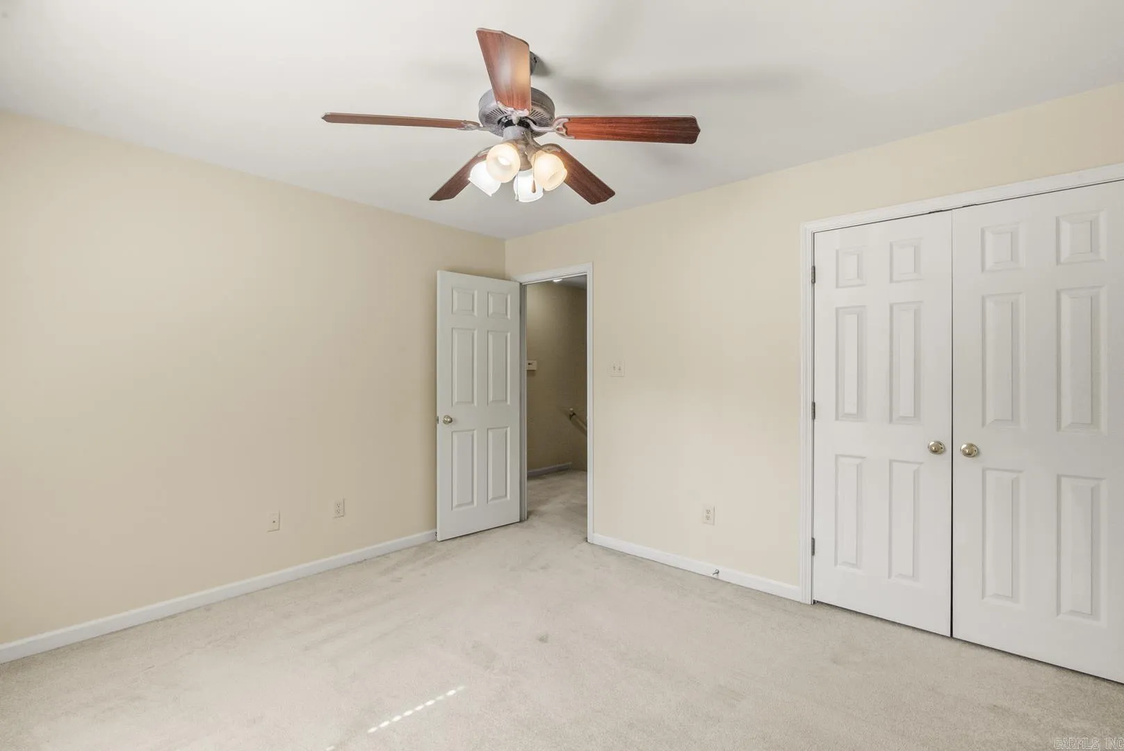 Property at 1023  Red oak - Image 36