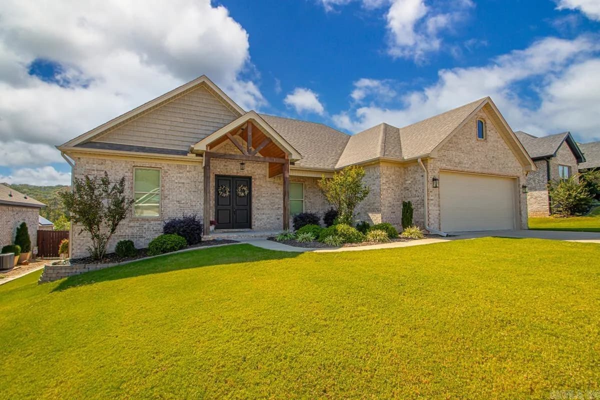 Property at 9717  Oak forest - Image 3