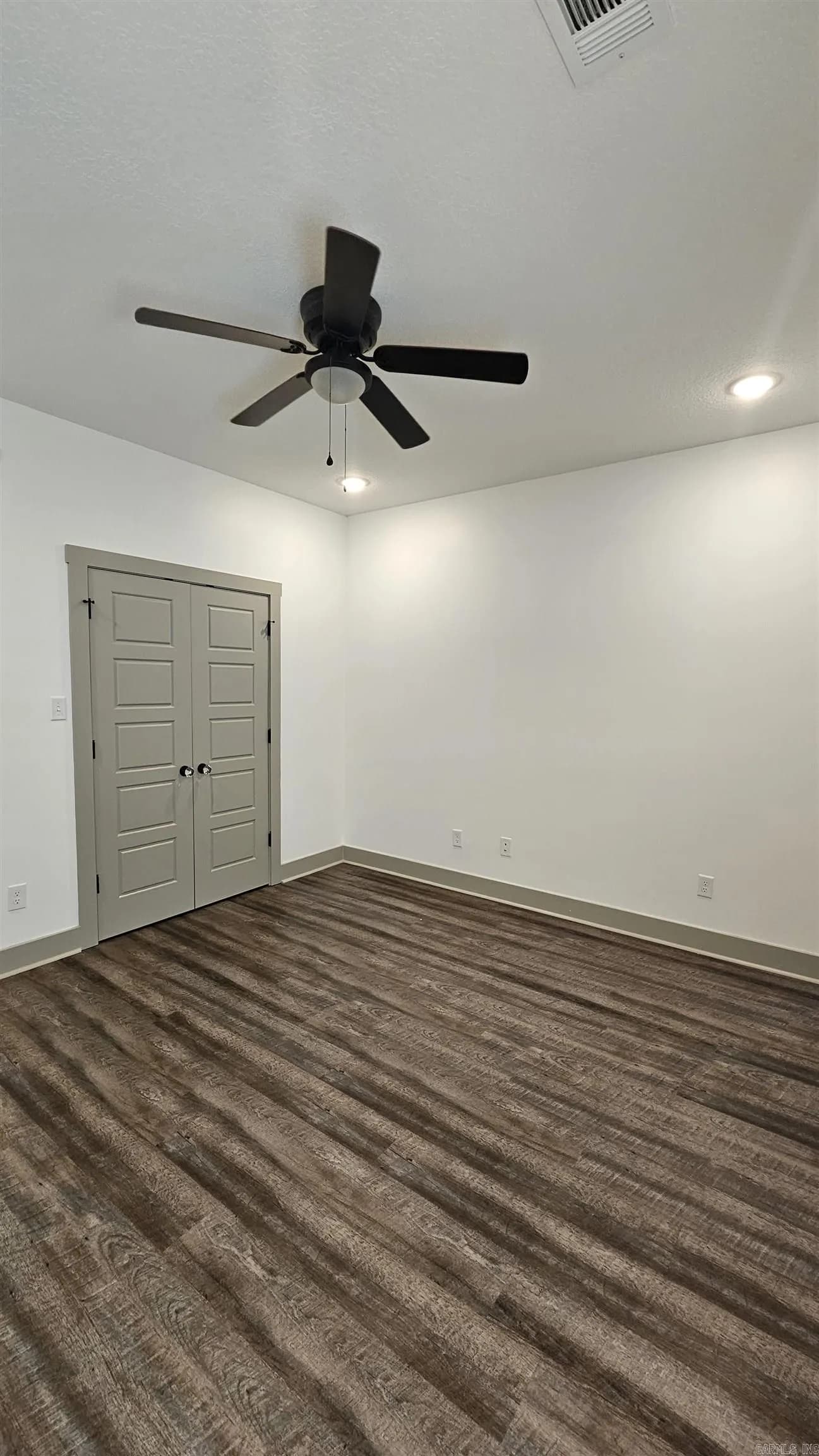 Property at 2311  Wood - Image 33