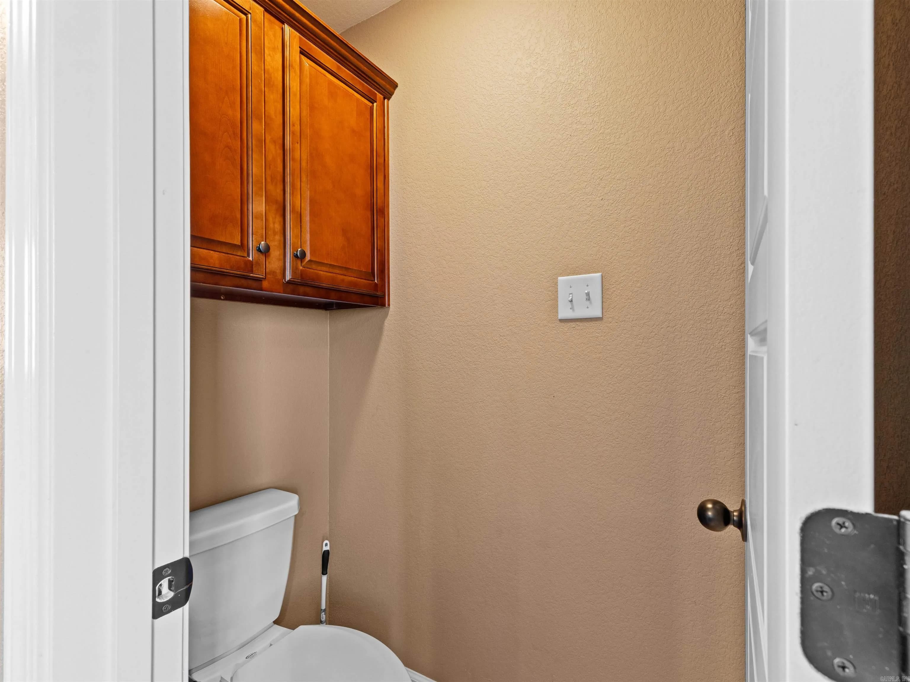 Property at 224  Bobwhite - Image 20