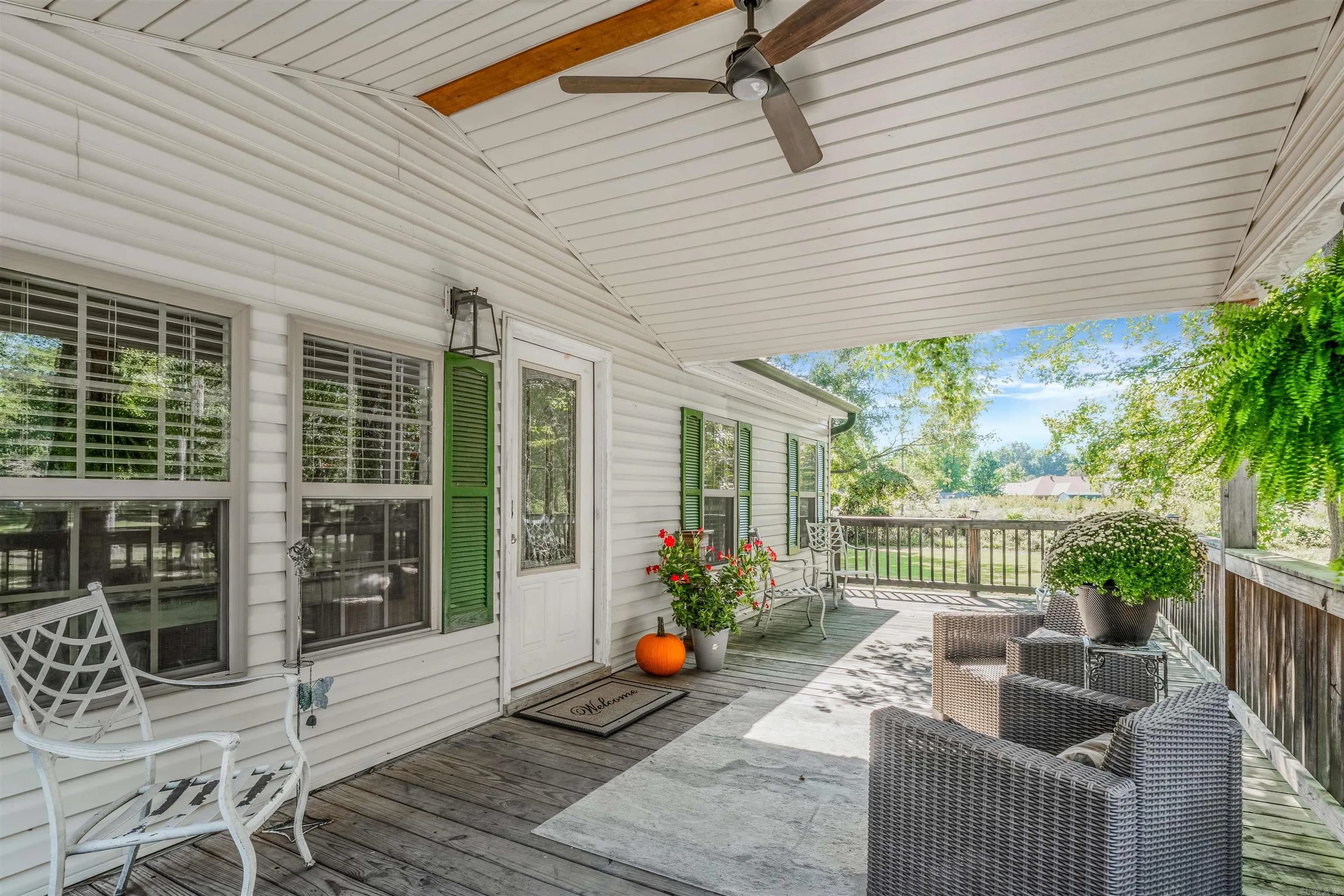 Property at 107 N Forest - Image 7