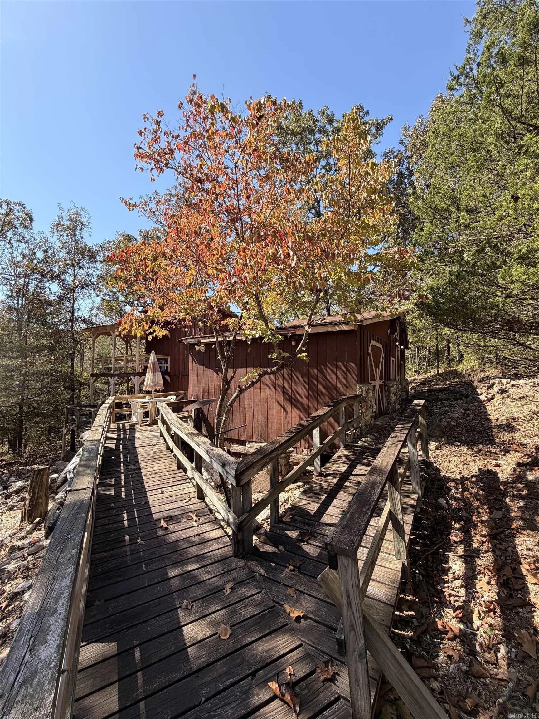 Property at 119  Edna - Image 14