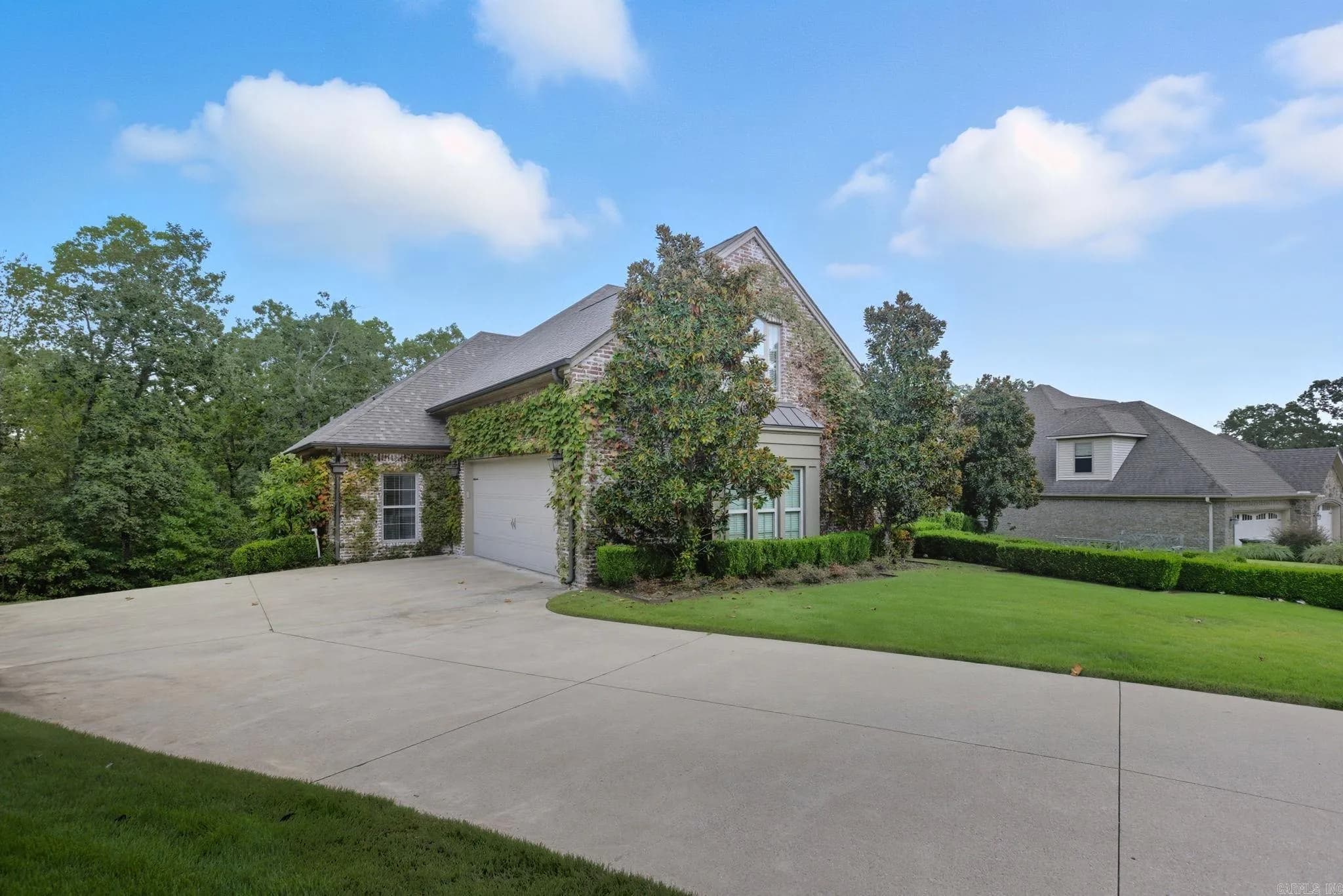 Property at 106  Weatherstone - Image 4