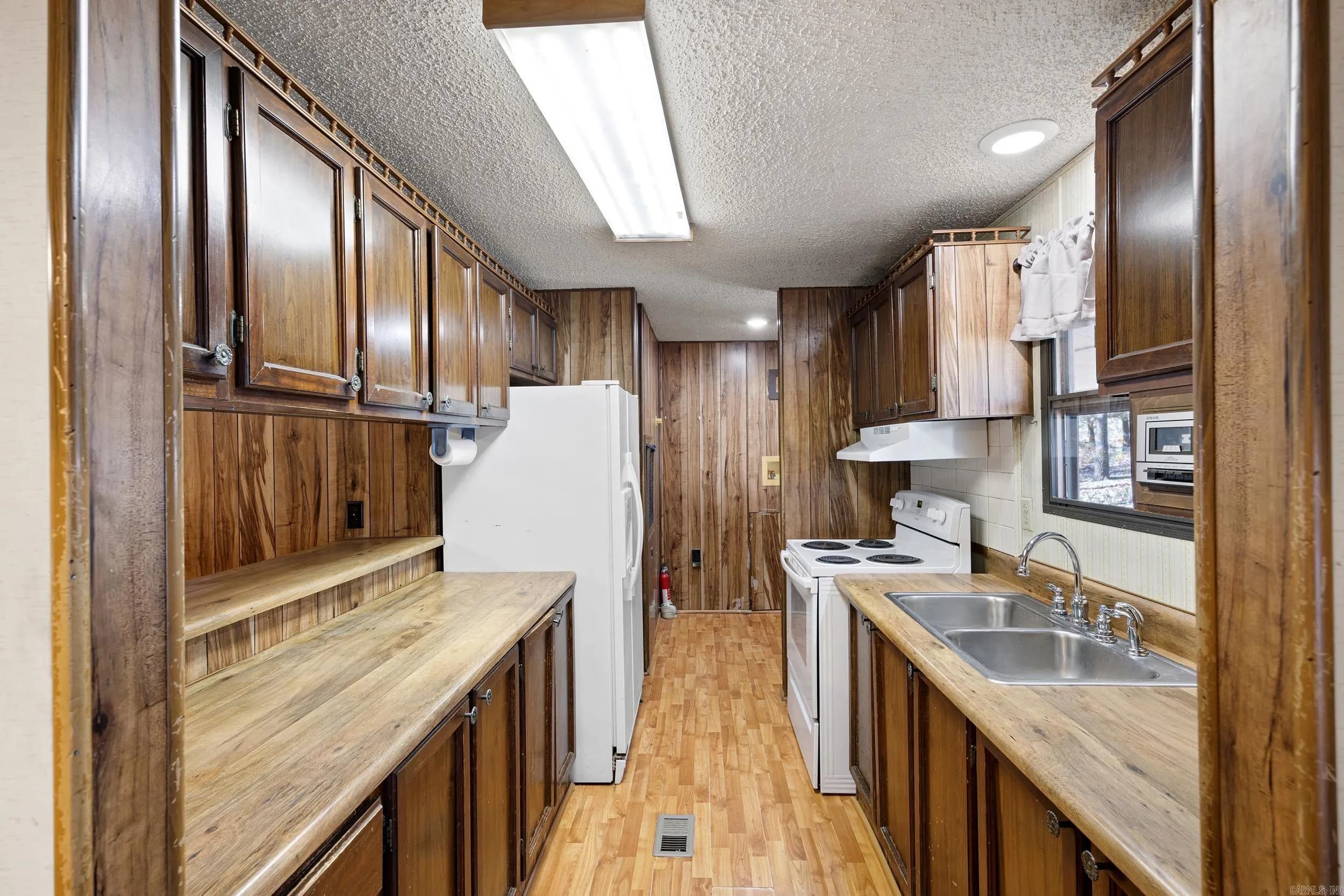 Property at 58  Rachel - Image 12