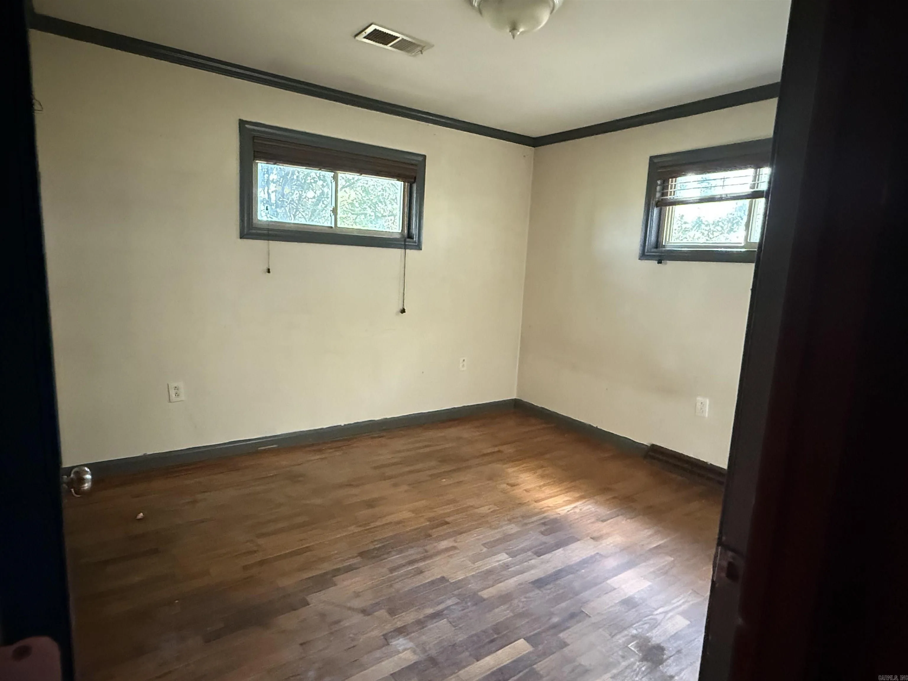 Property at 3505  Floral - Image 13