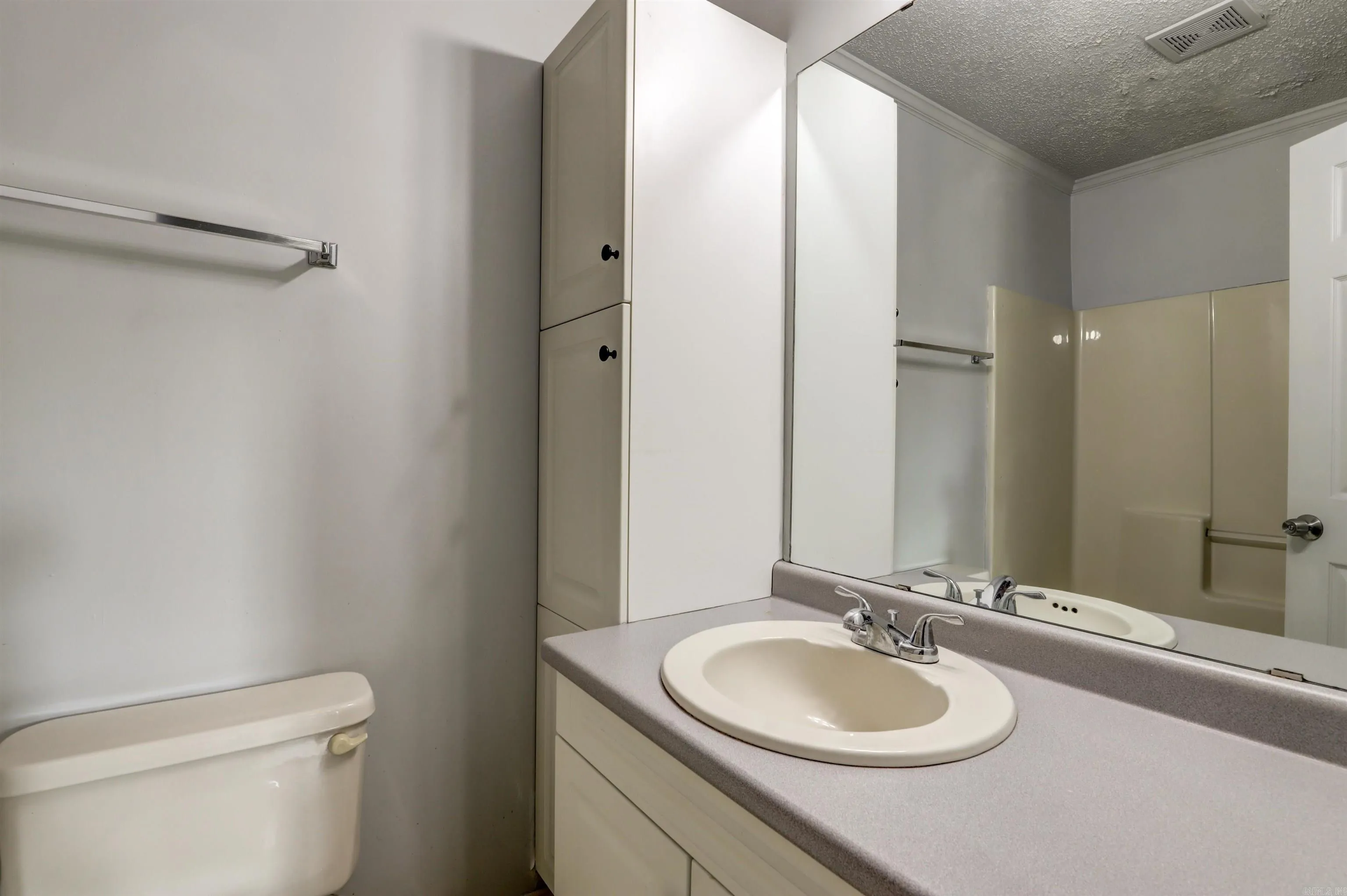 Property at 6131  Summerhill place - Image 8