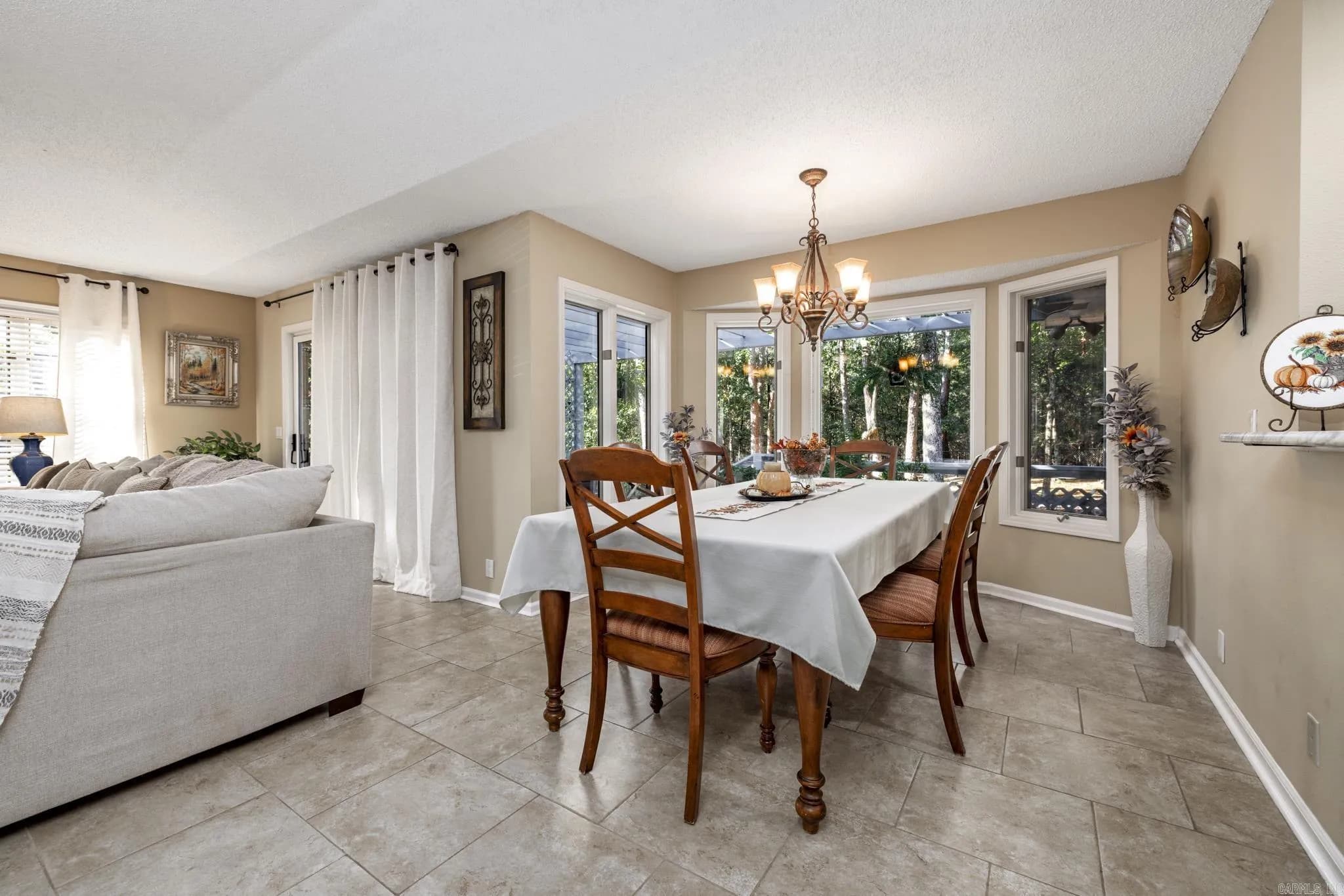 Property at 26  Promesa - Image 7