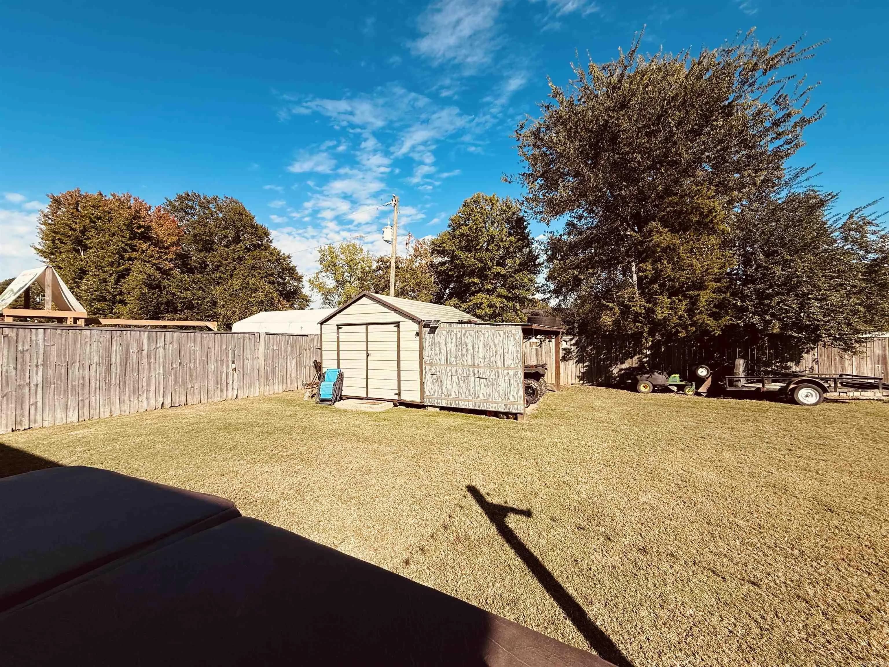 Property at 106  Seminole - Image 33