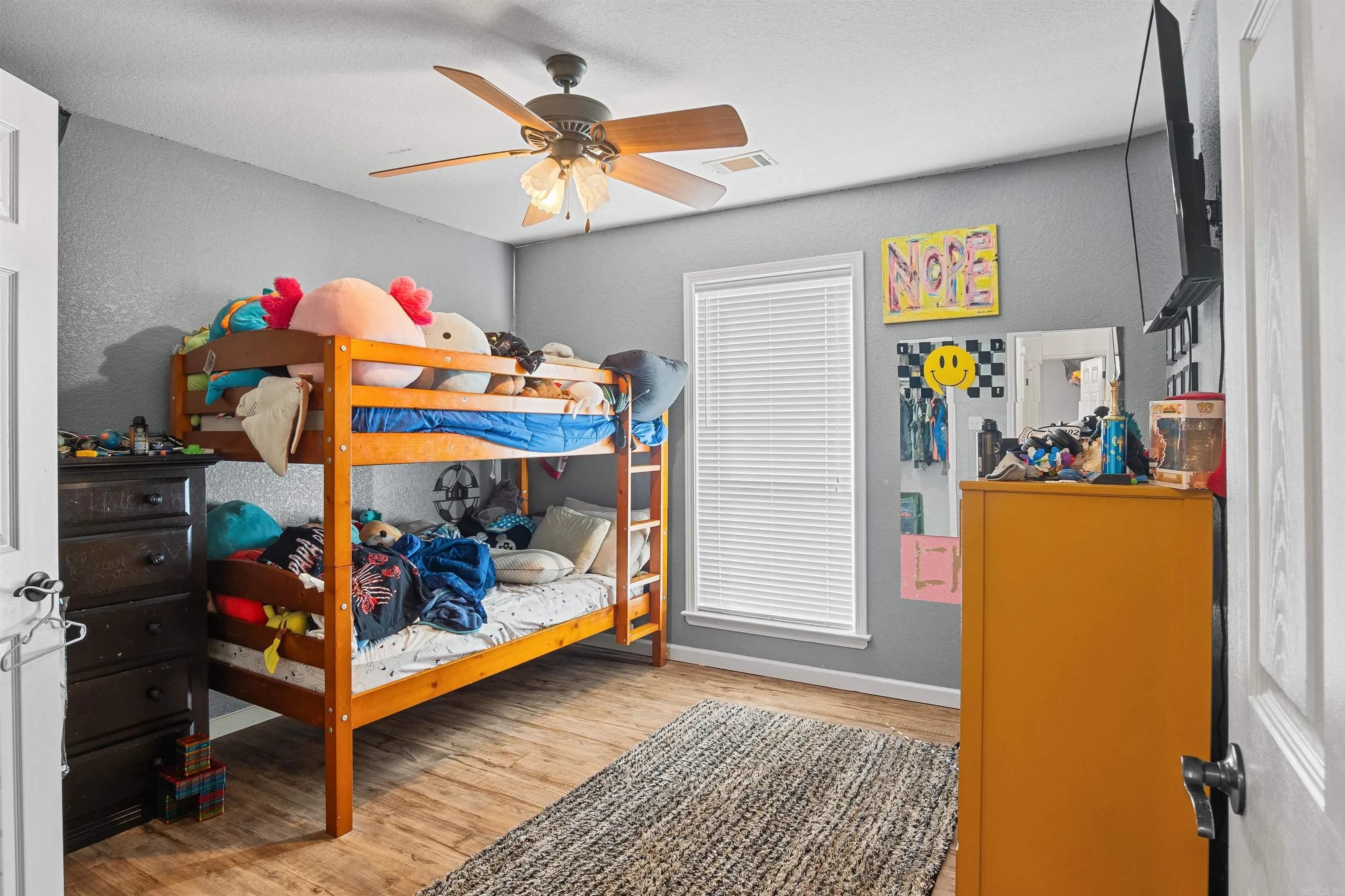Property at 106  Seminole - Image 20