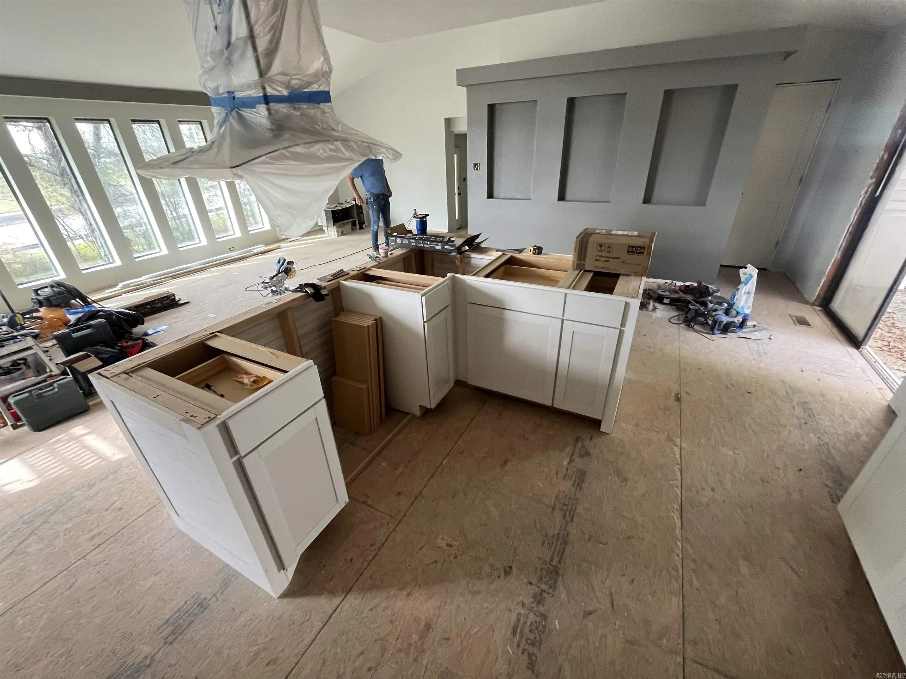 Property at 213  Television hill - Image 5