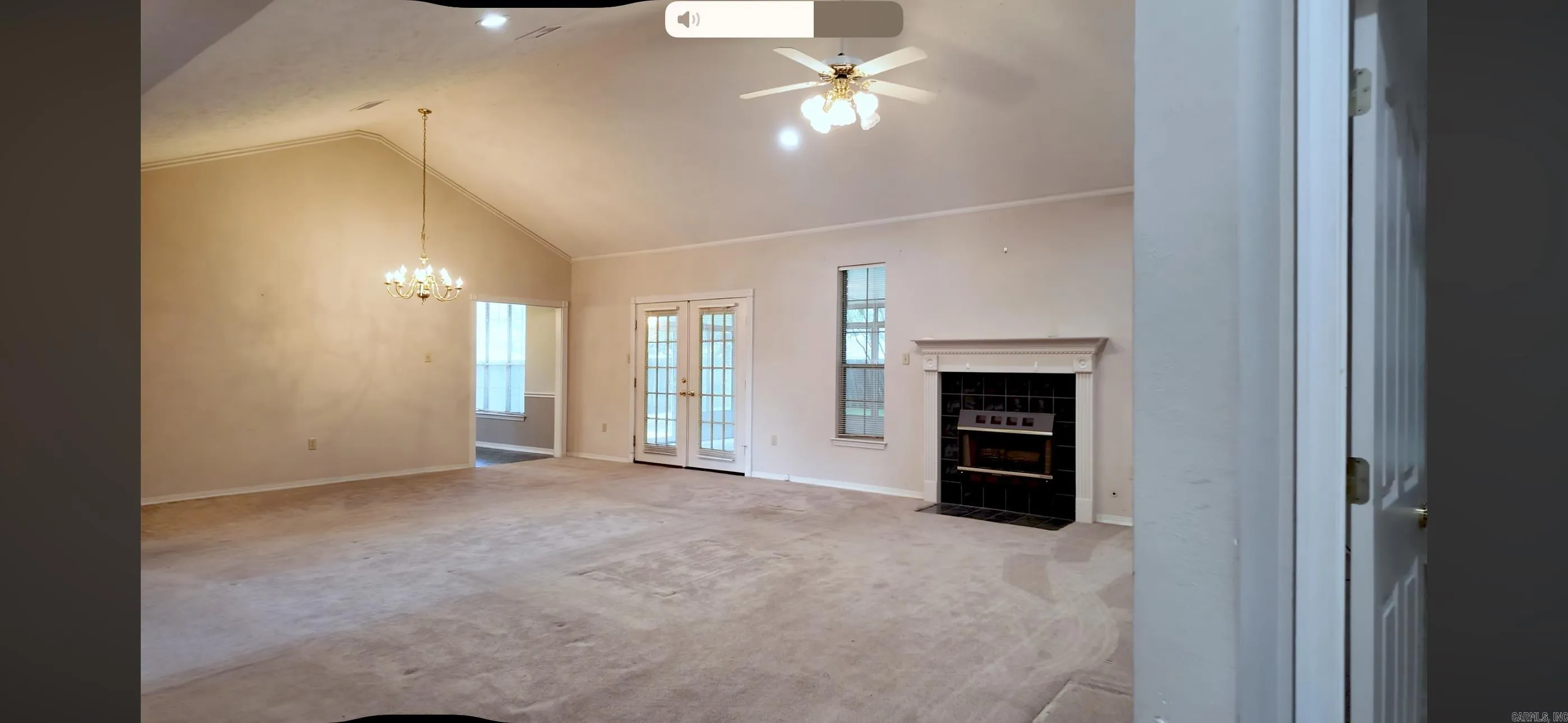 Property at 1045  Spatz - Image 7