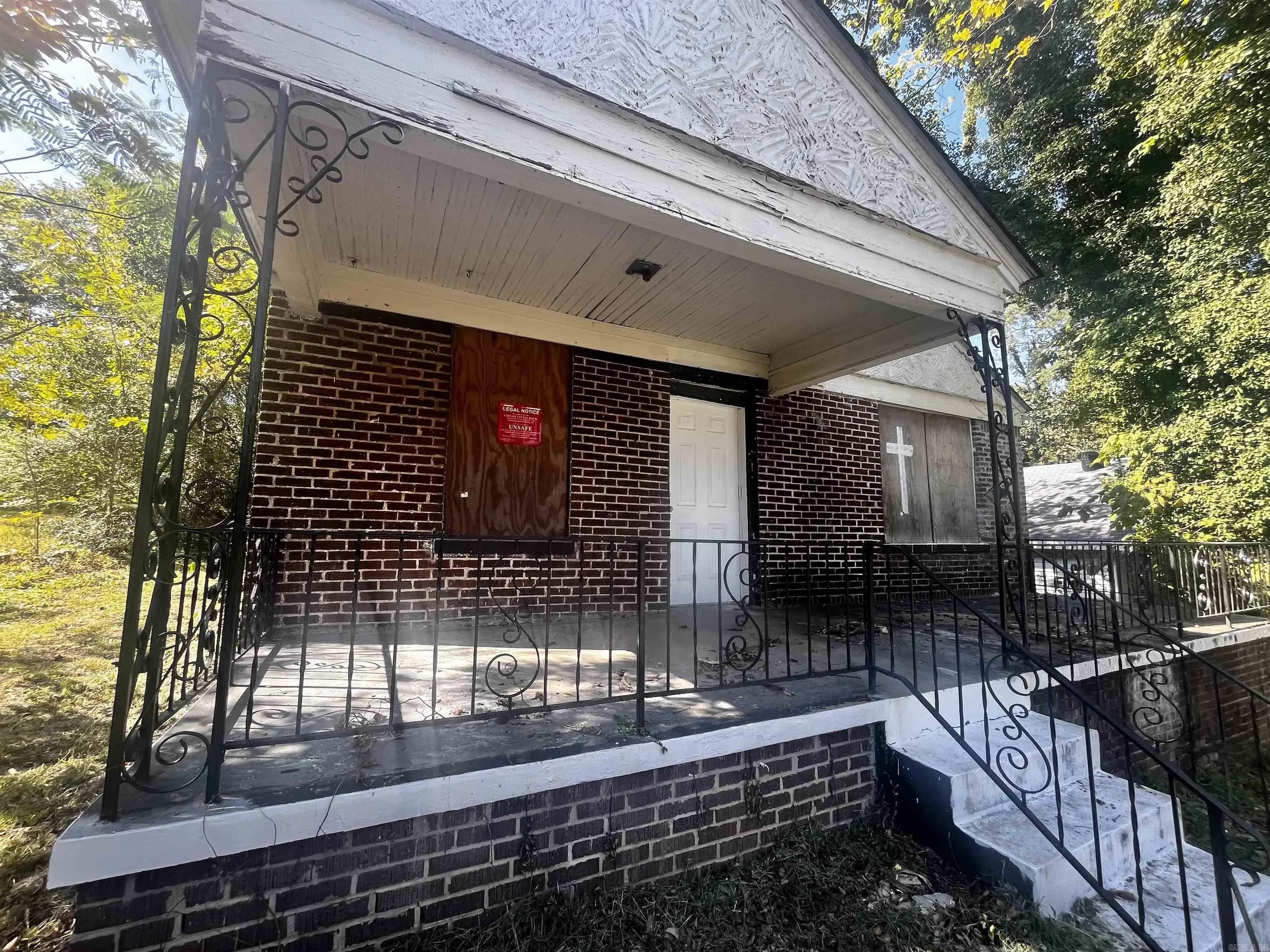 Property at 1806  Johnson - Image 12