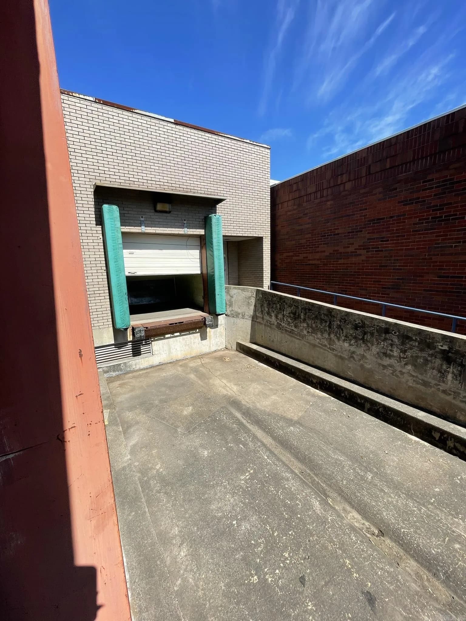 Property at 1110 W 7th - Image 12