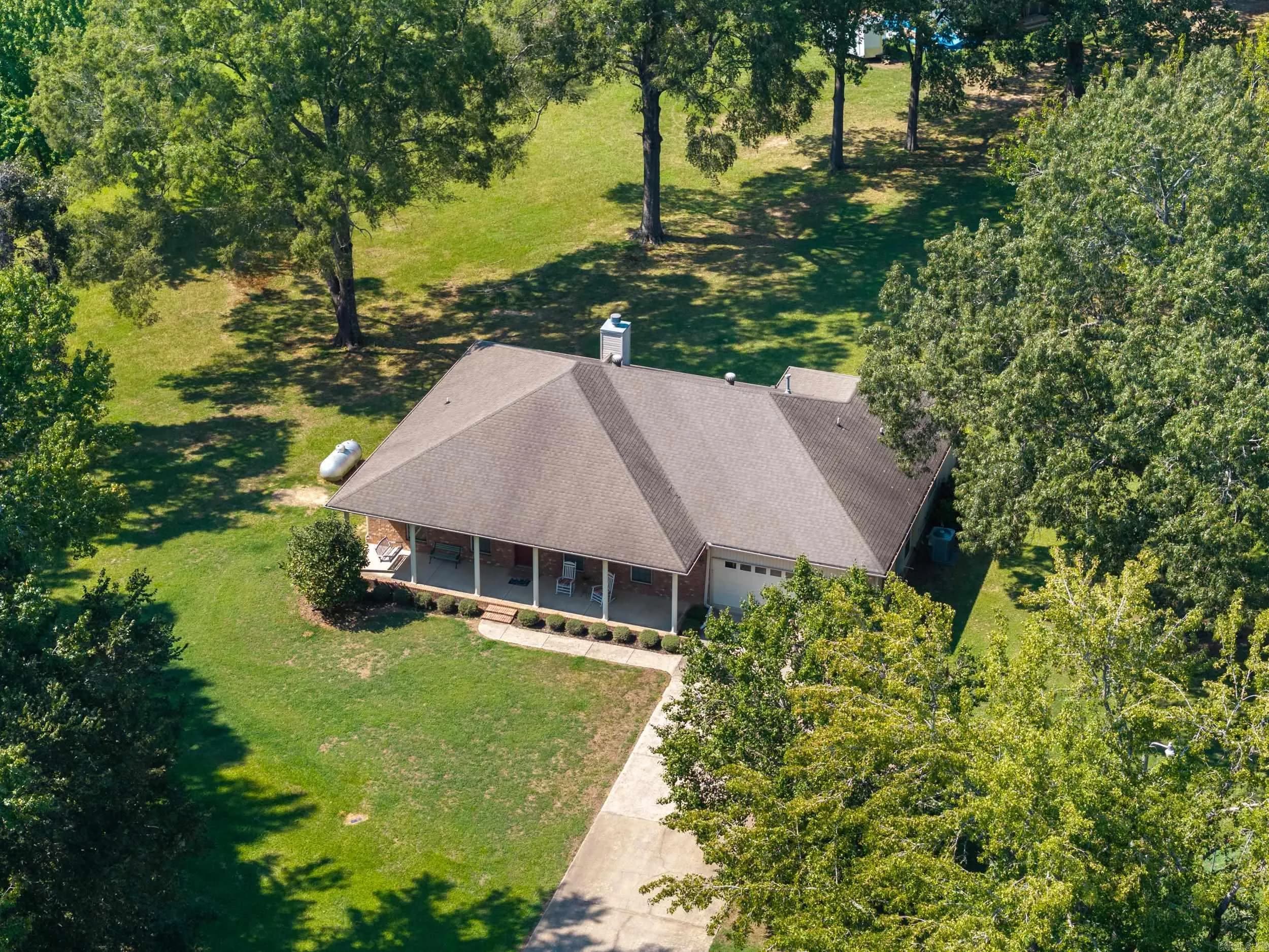 Property at 3001  Westview lane - Image 2