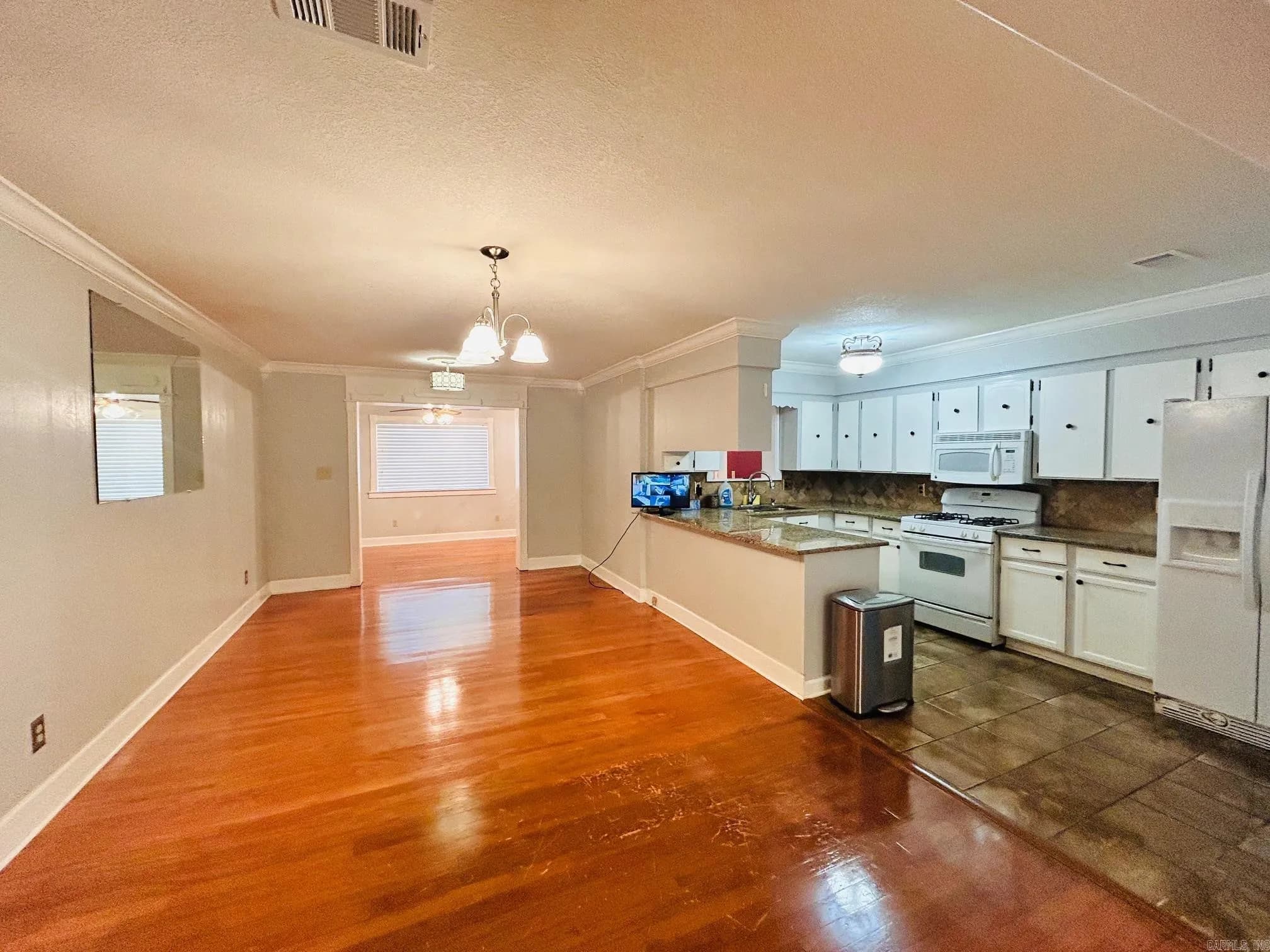 Property at 9614  Labette - Image 3