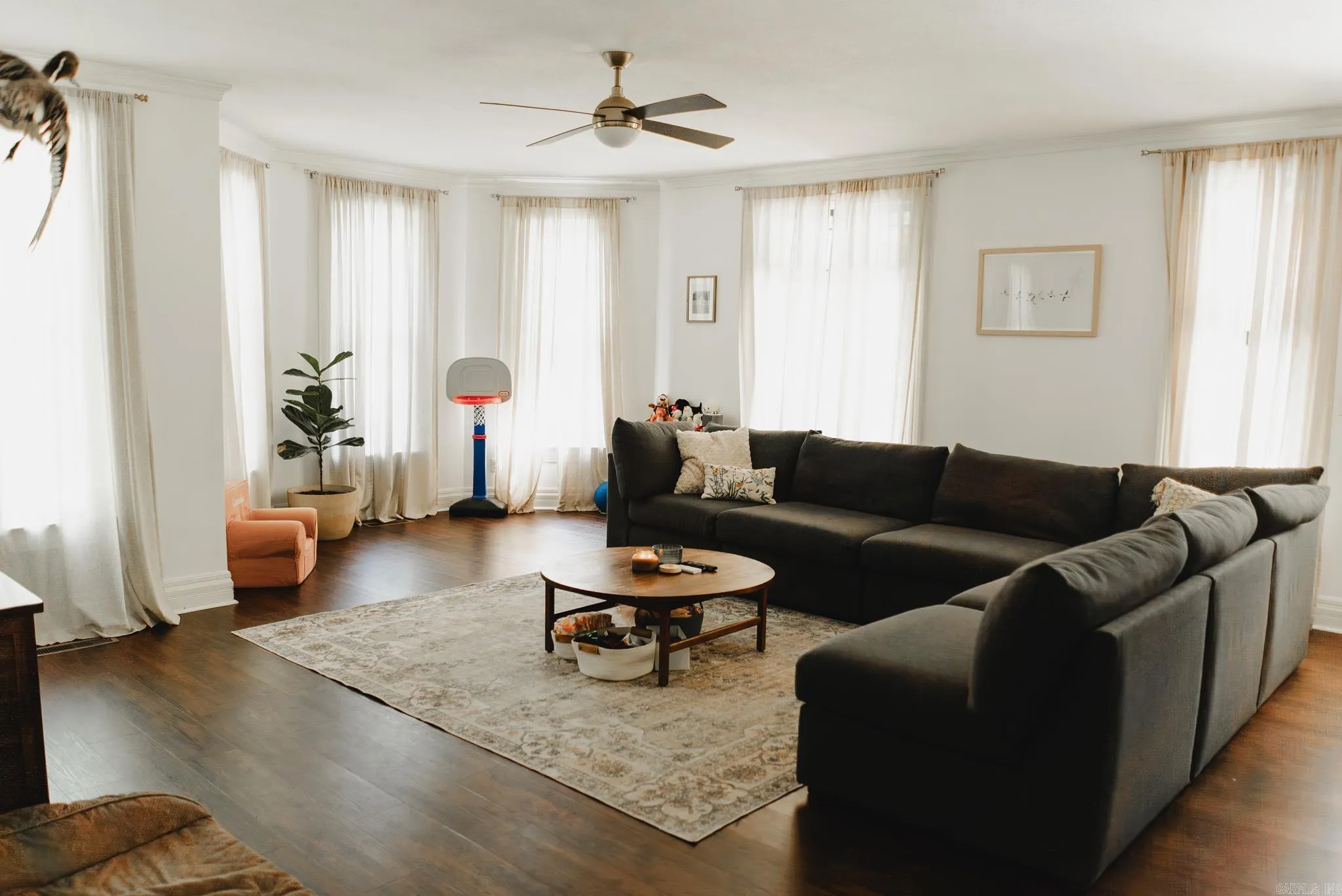 Property at 524 S Gabbert - Image 21