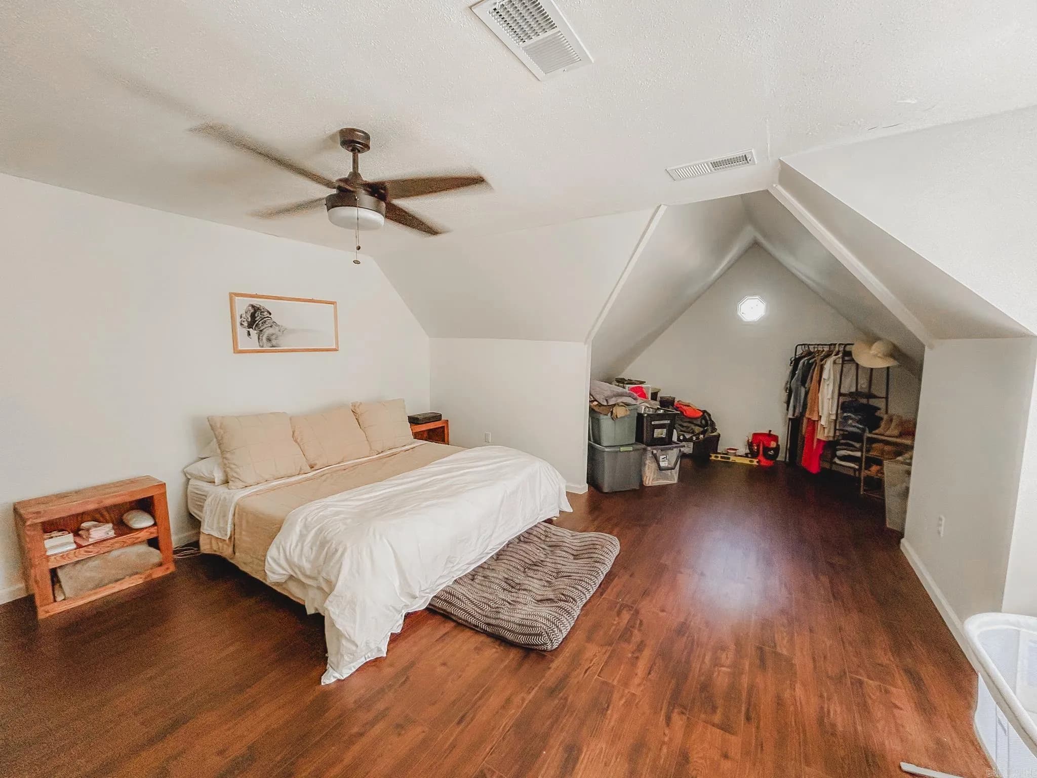 Property at 524 S Gabbert - Image 34