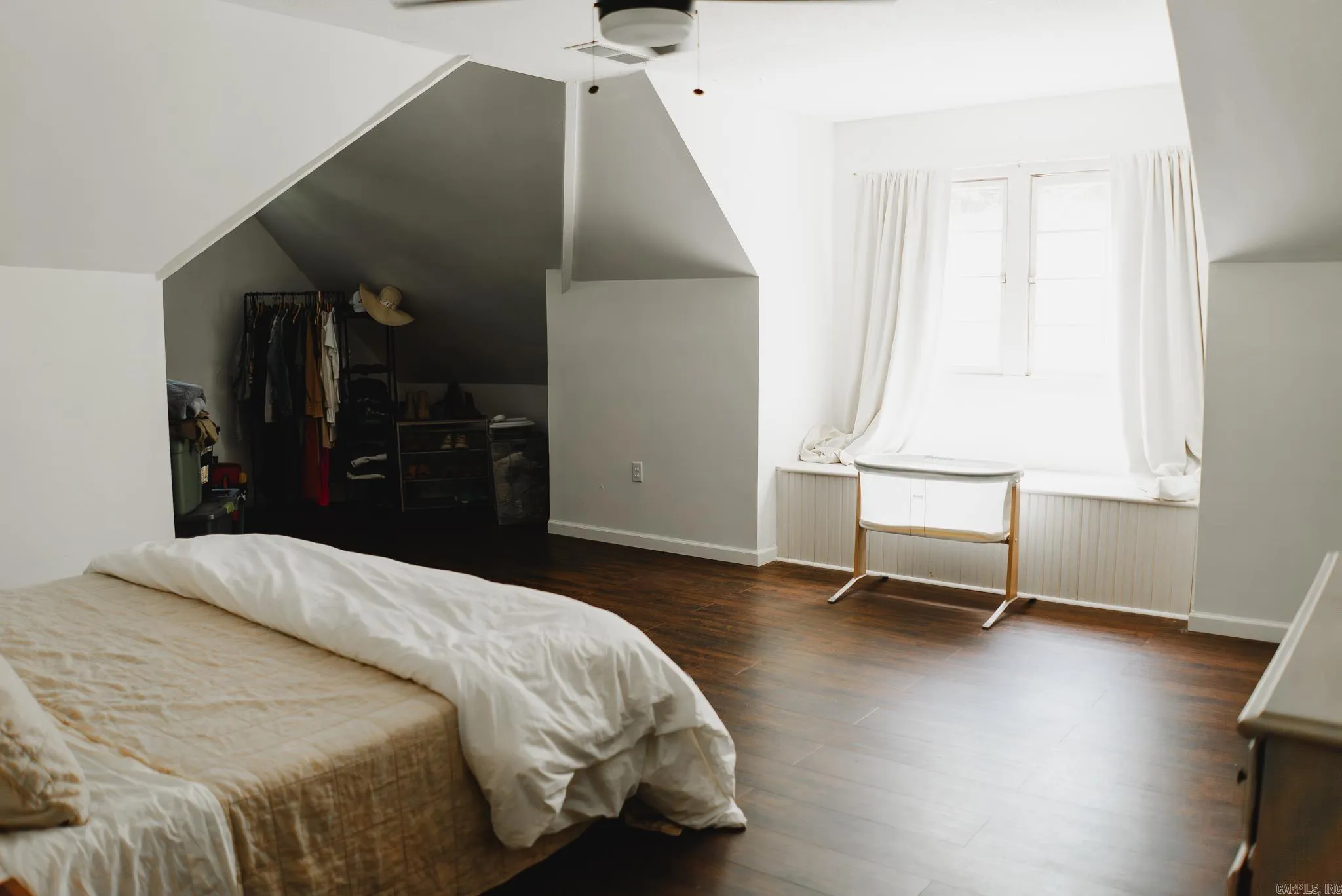 Property at 524 S Gabbert - Image 43