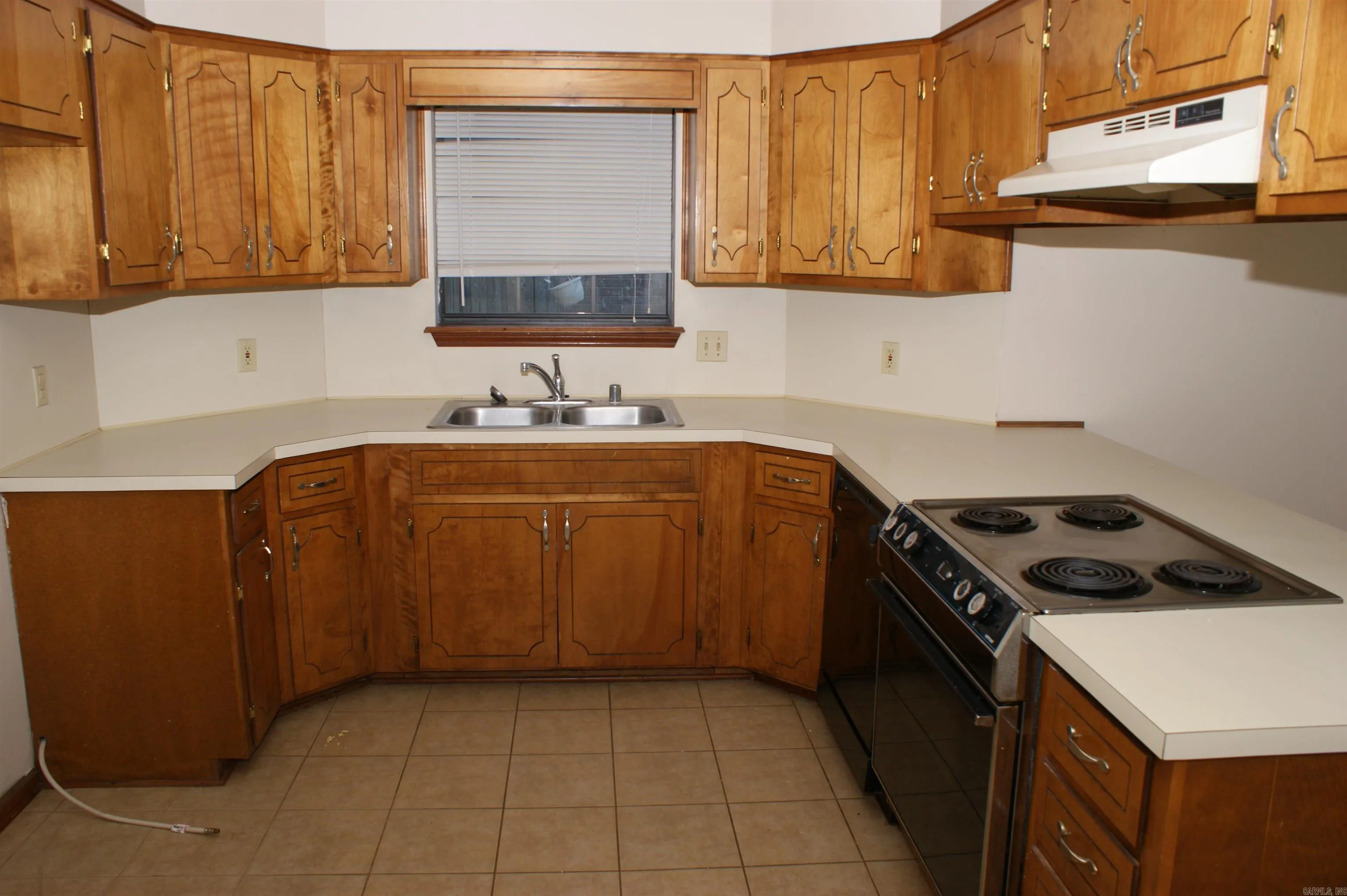 Property at 521  Fifth - Image 8