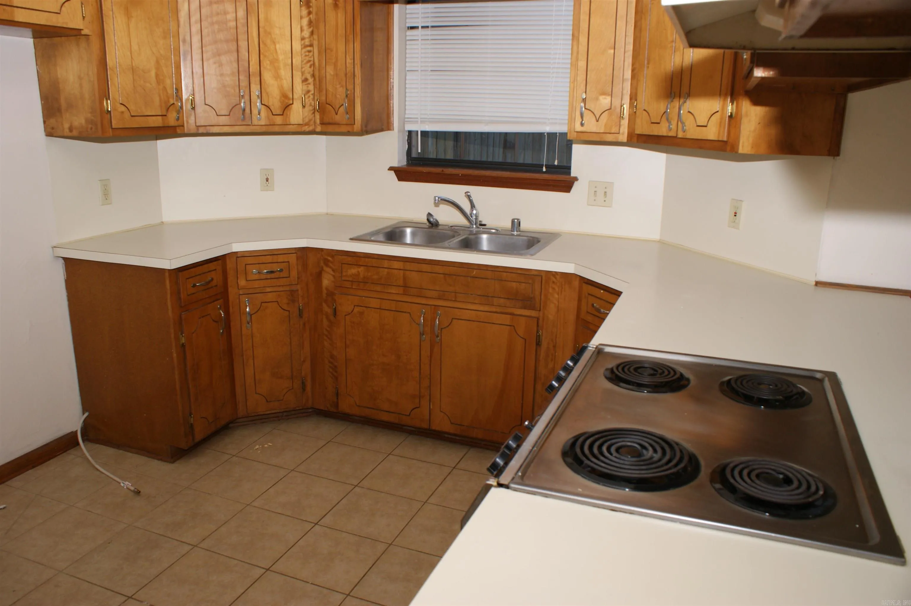Property at 521  Fifth - Image 7