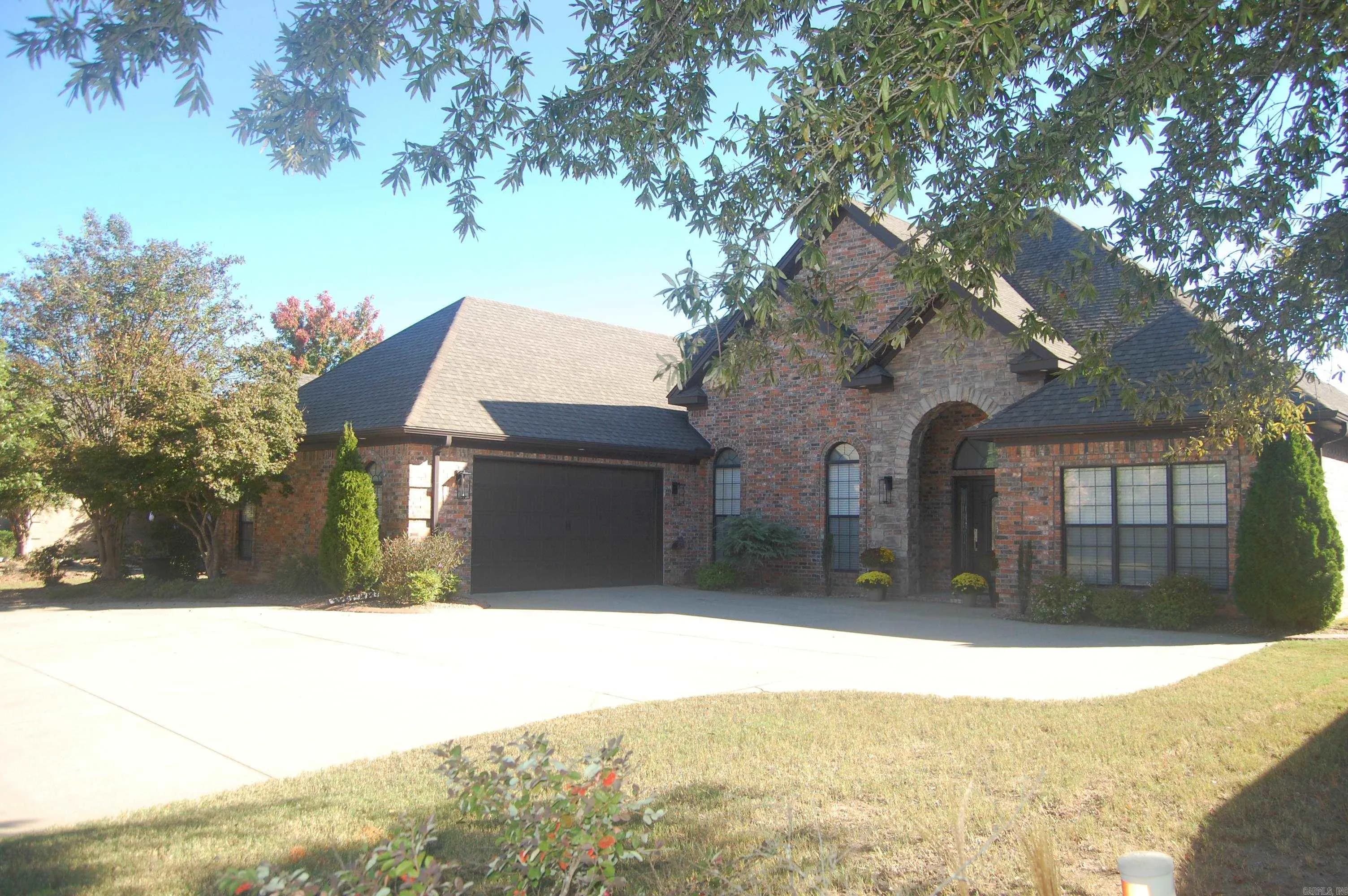 Property at 14  Bouriese - Image 1