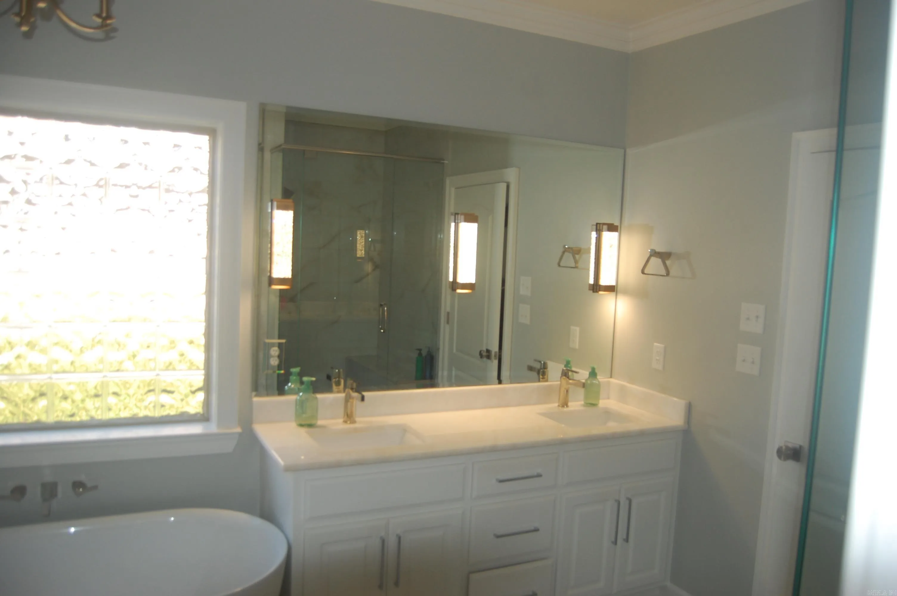 Property at 14  Bouriese - Image 12