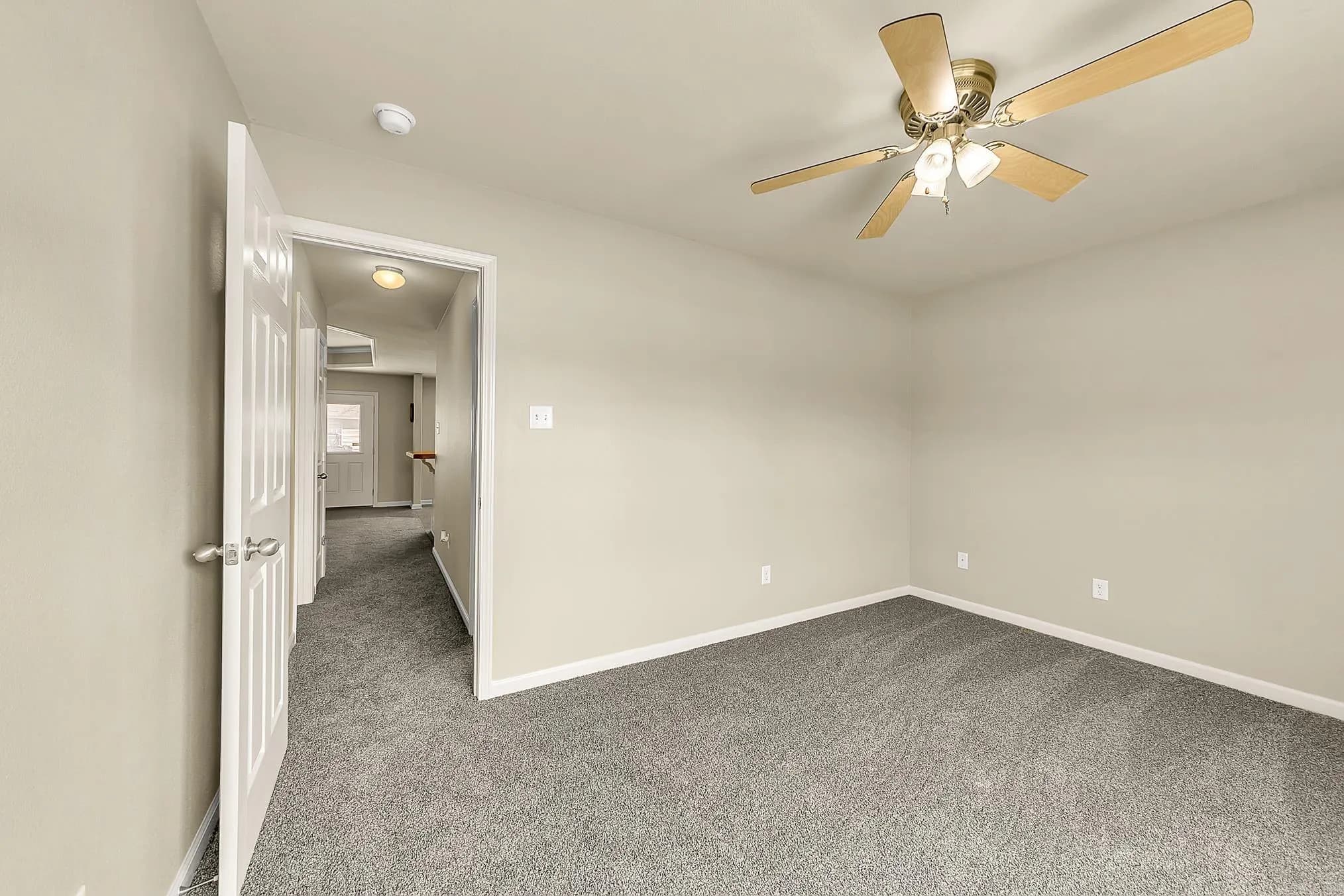 Property at 19  Trinity - Image 37
