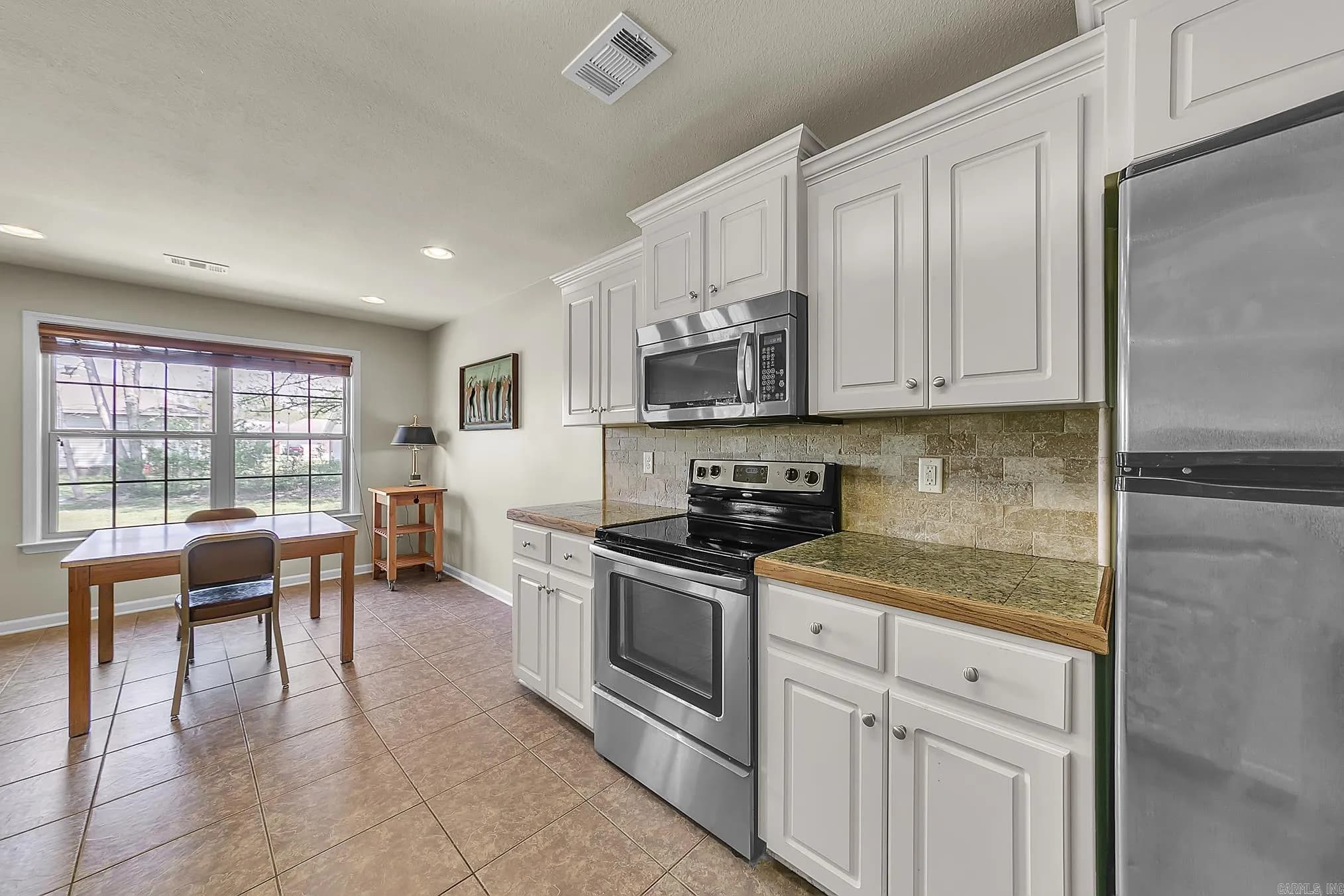 Property at 19  Trinity - Image 18