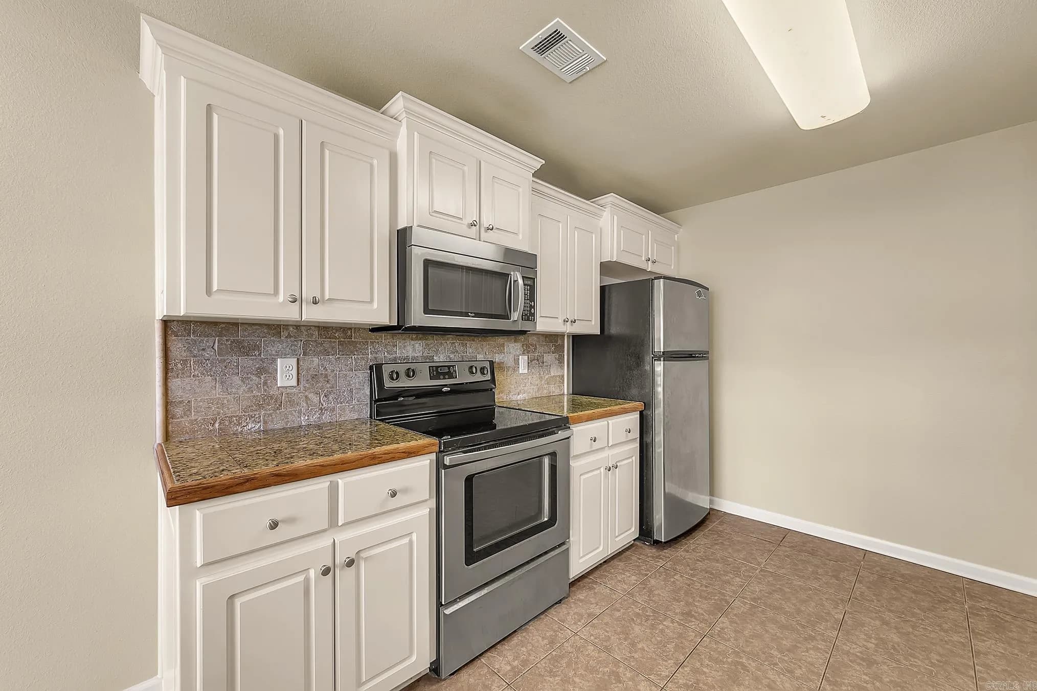Property at 19  Trinity - Image 14