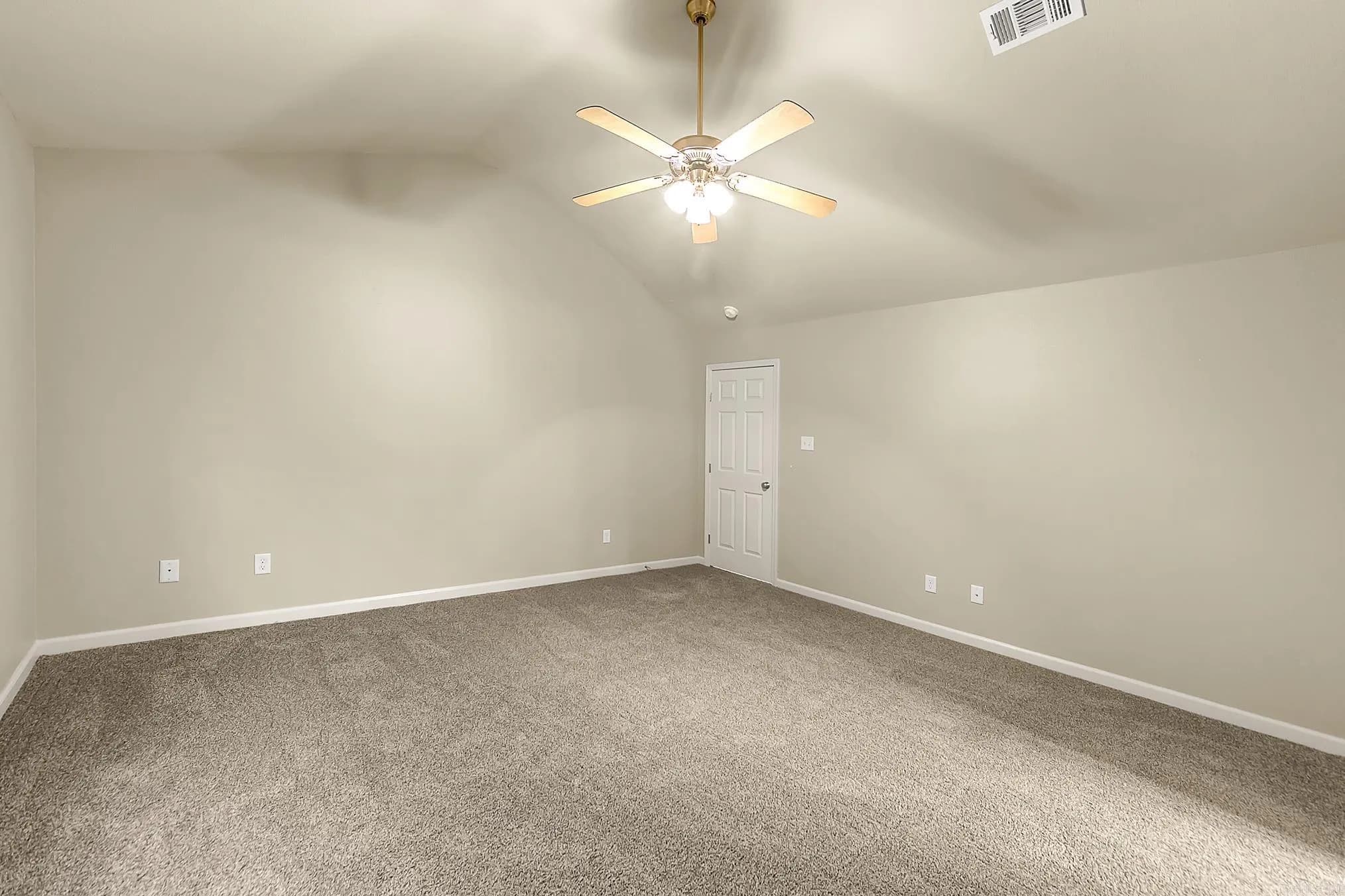 Property at 19  Trinity - Image 25