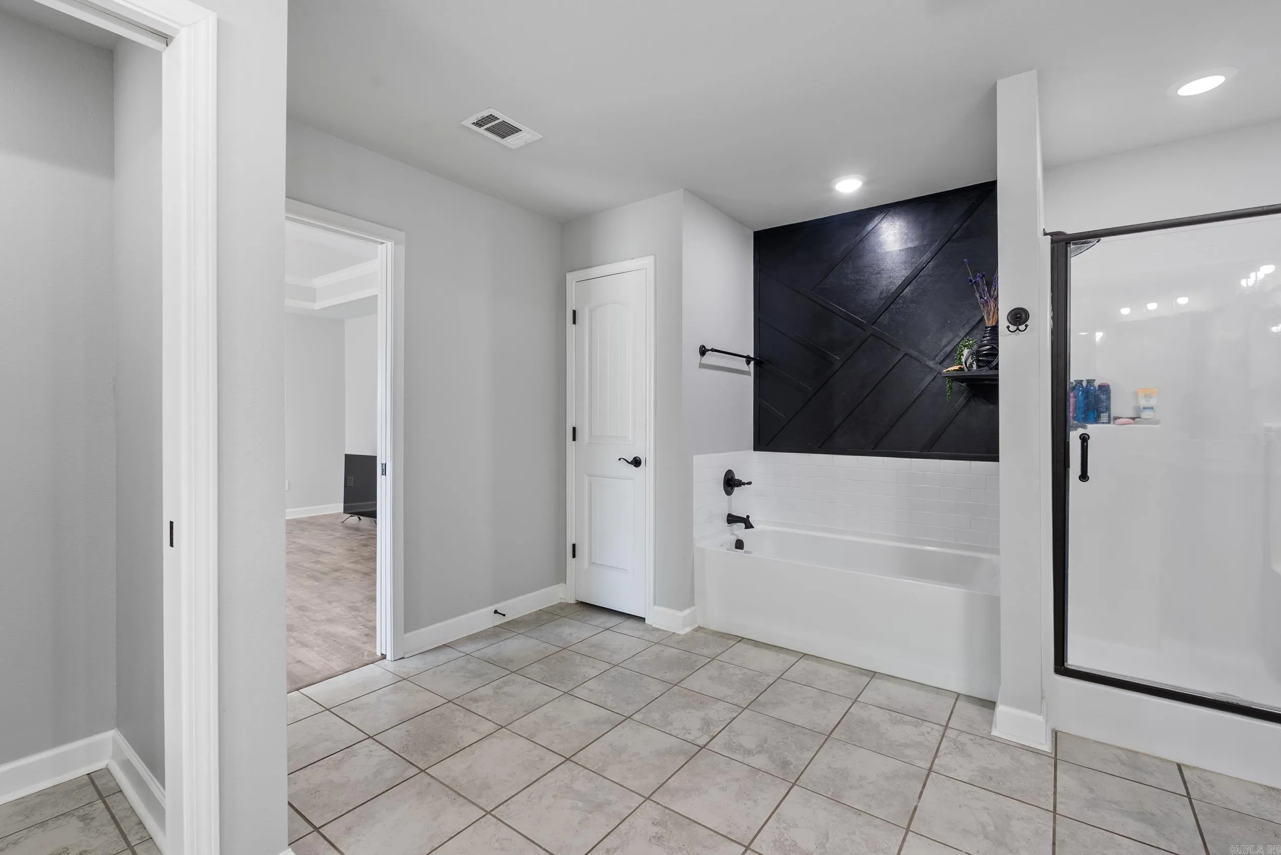 Property at 20  Aberdeen - Image 31