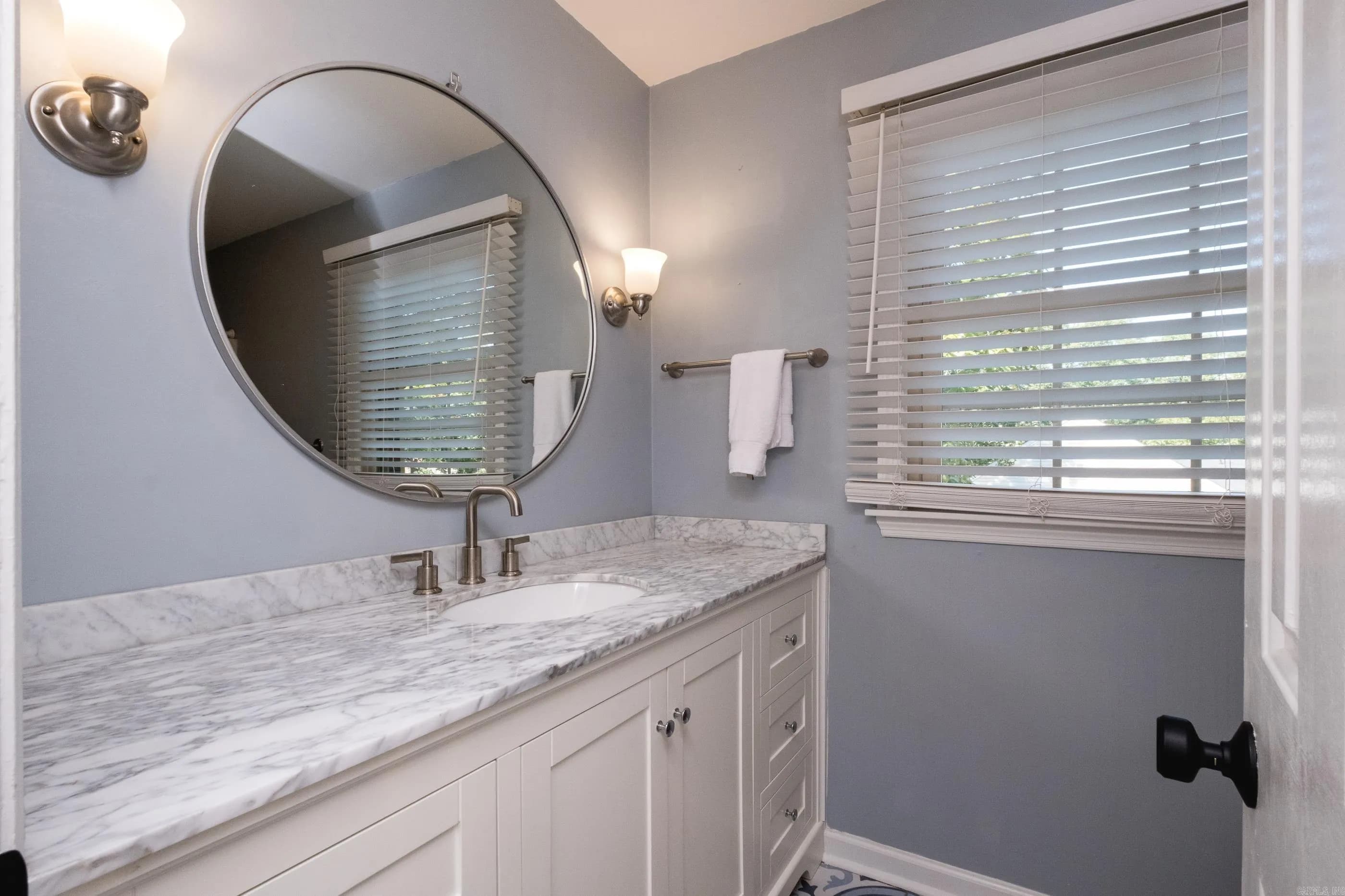 Property at 34  Kingsbridge way - Image 41