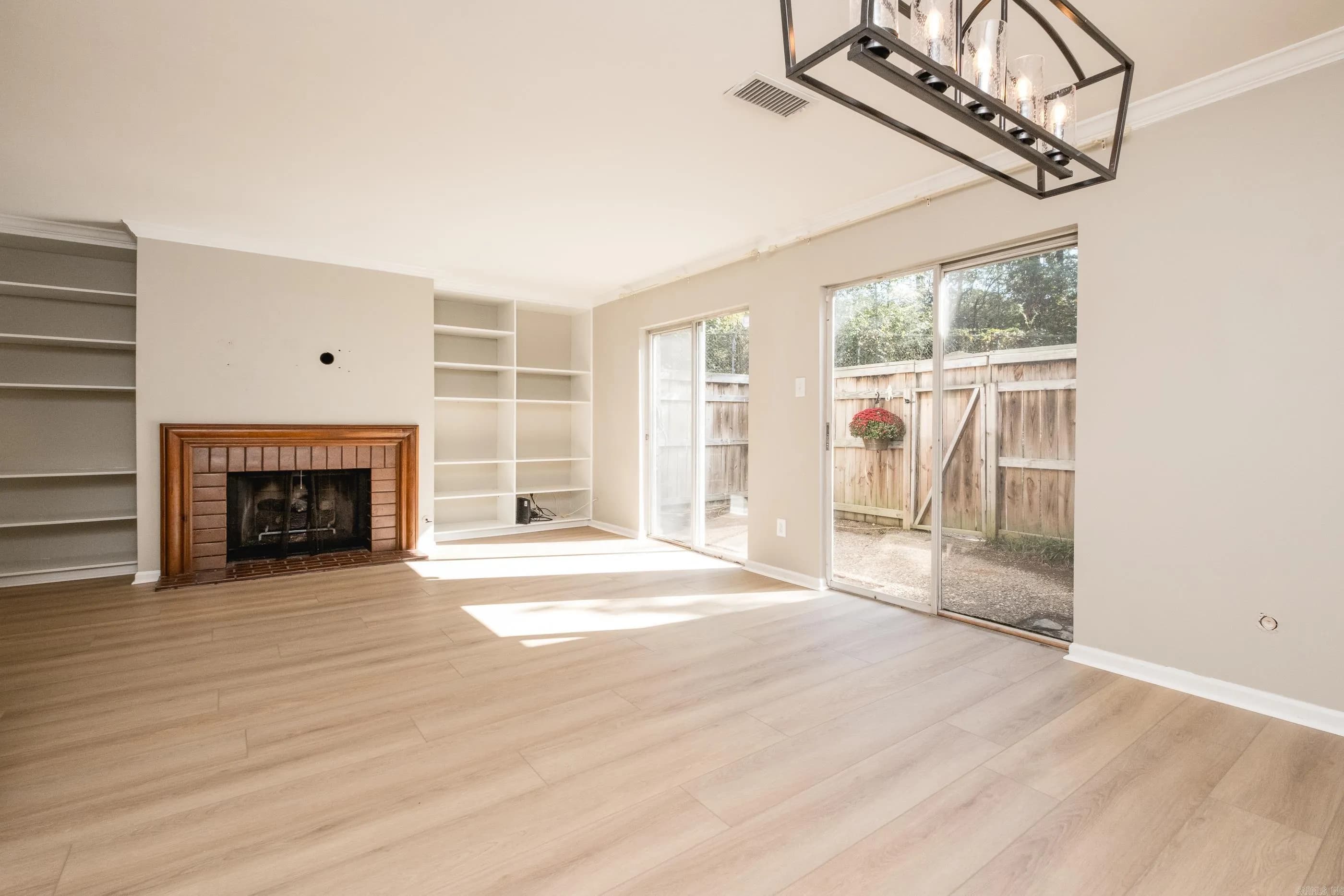 Property at 34  Kingsbridge way - Image 18