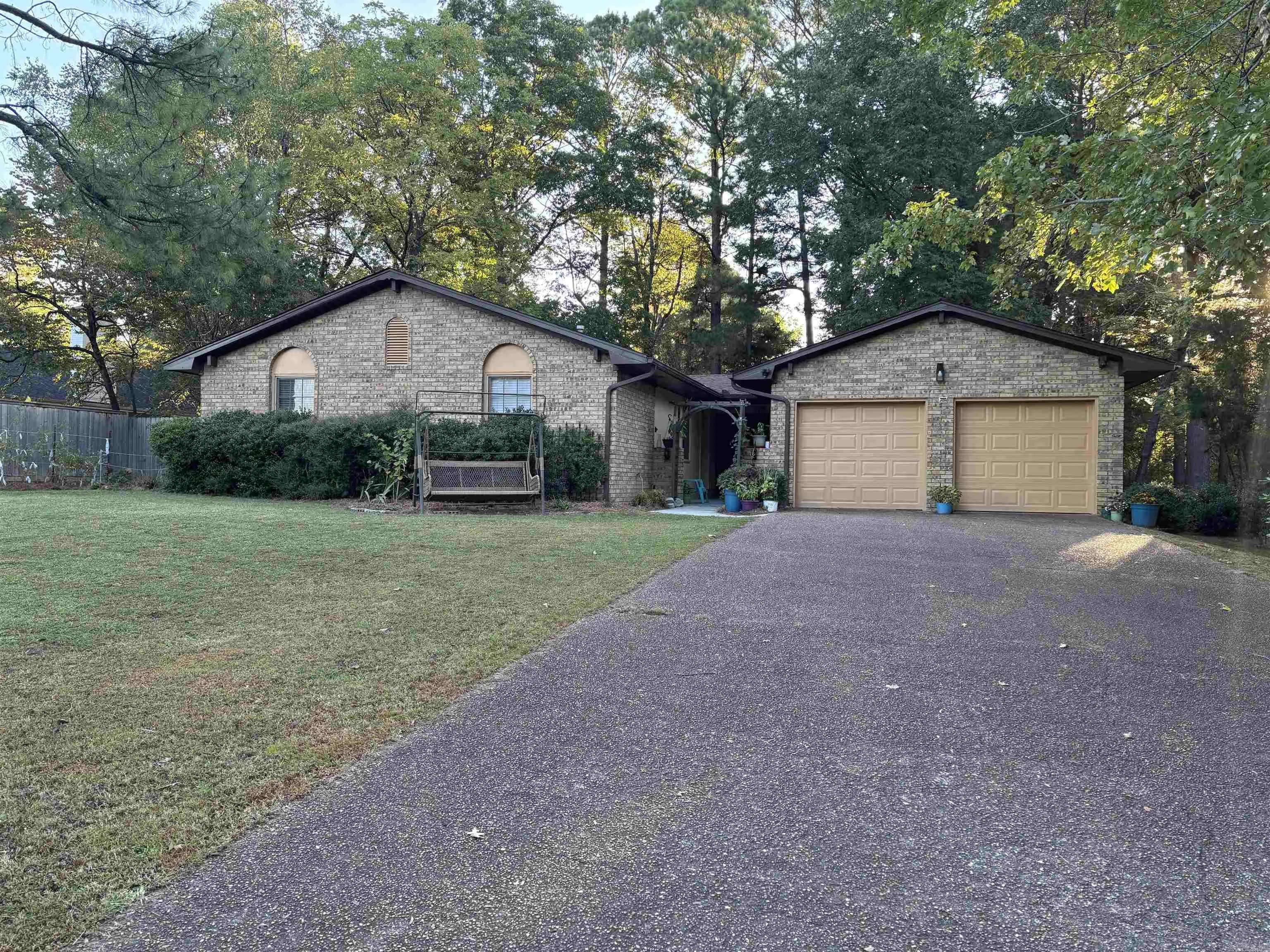 Property at 2104  Indian trails - Image 31