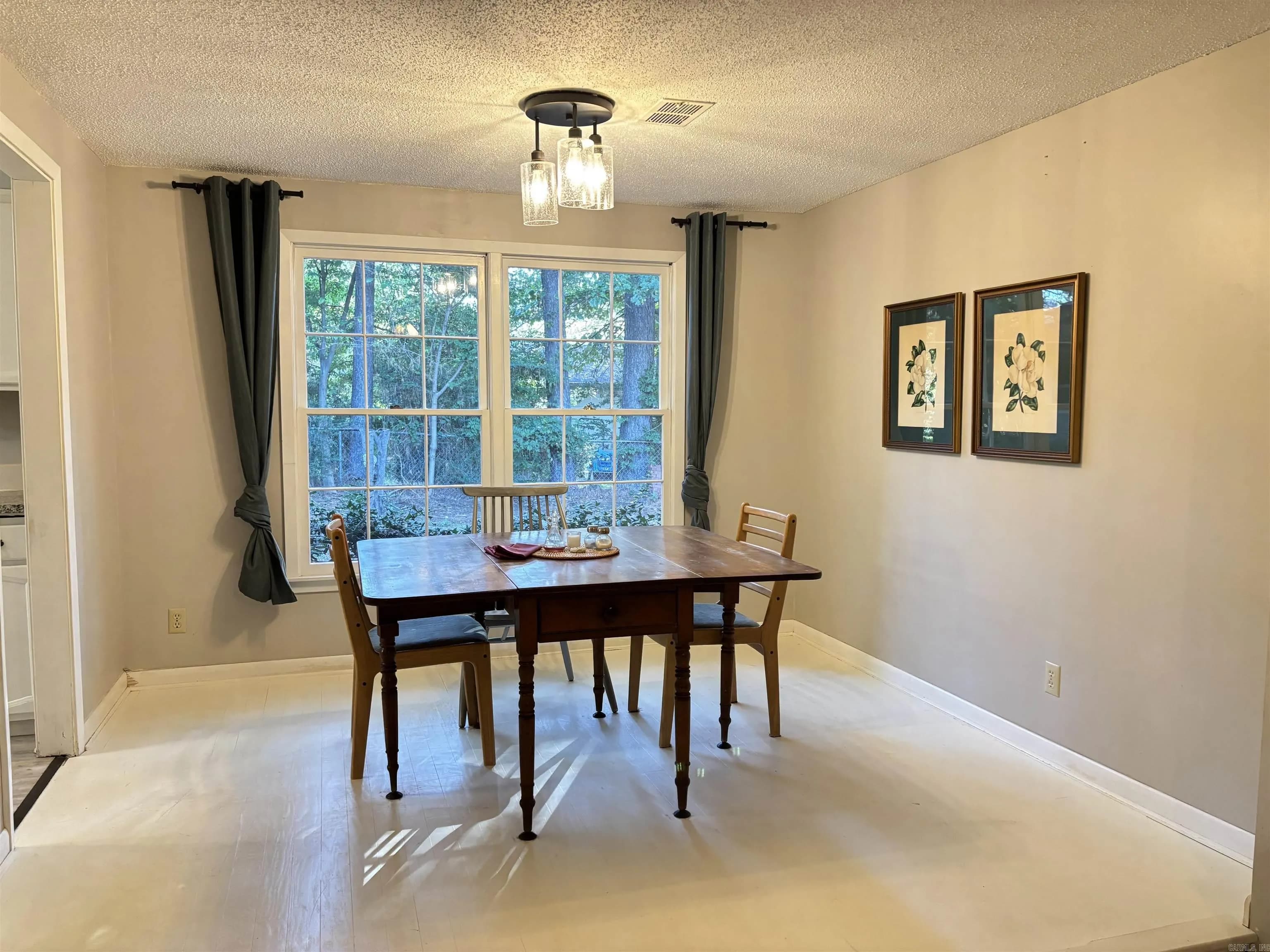 Property at 2104  Indian trails - Image 15